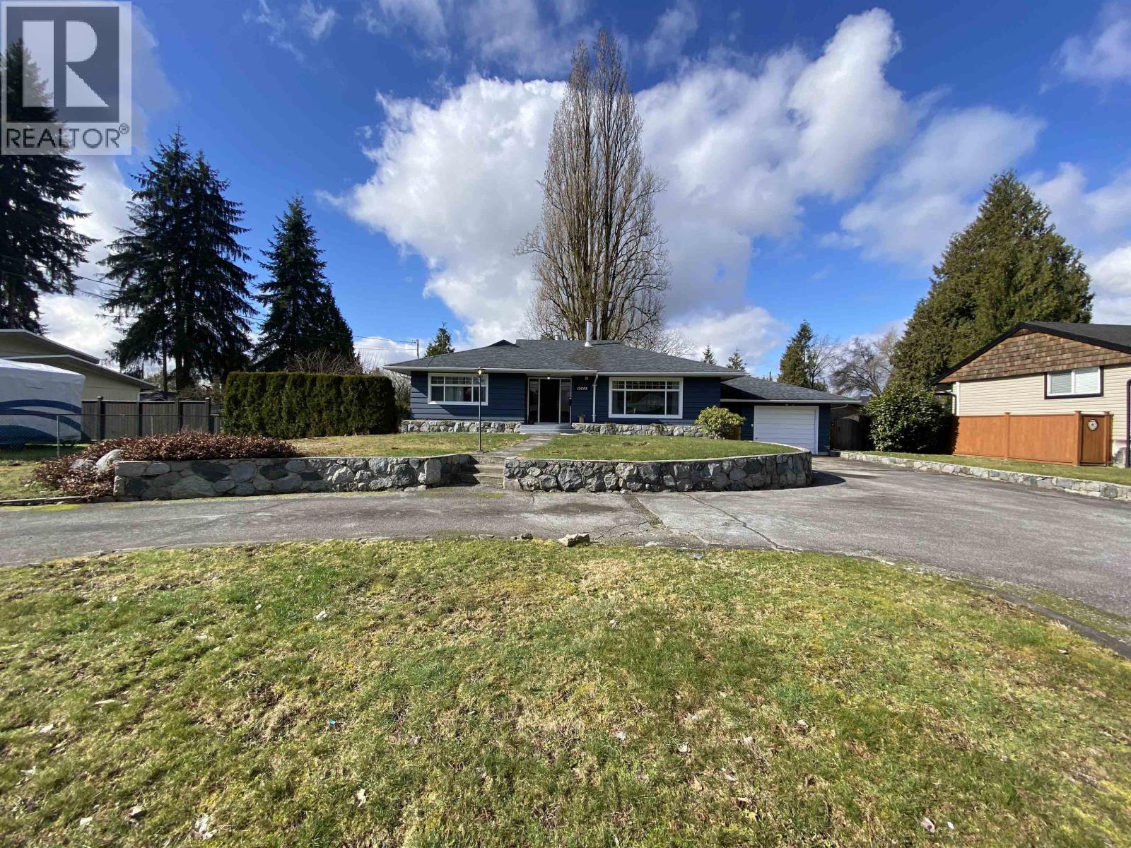 Main House 12085 York Street, Maple Ridge, BC - Outdoor