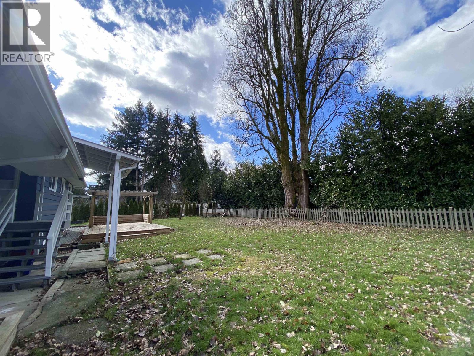 Main House 12085 York Street, Maple Ridge, BC - Outdoor