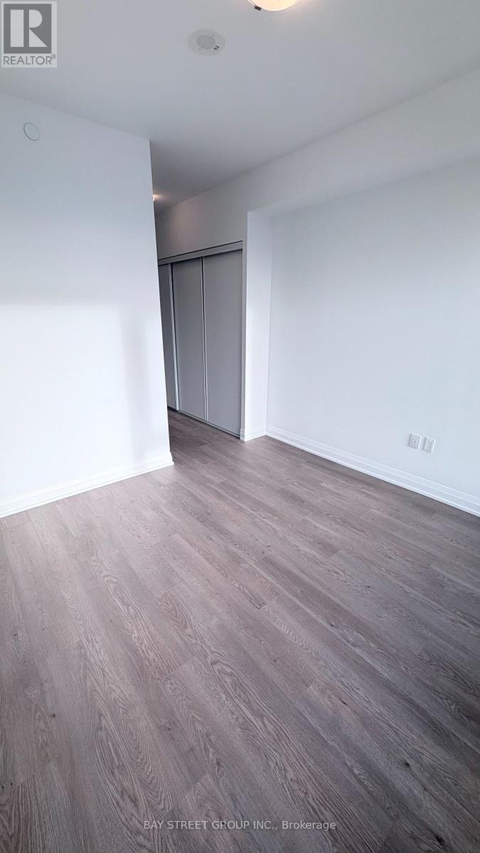 617 - 412 Silver Maple Road, Oakville, ON - Indoor Photo Showing Other Room