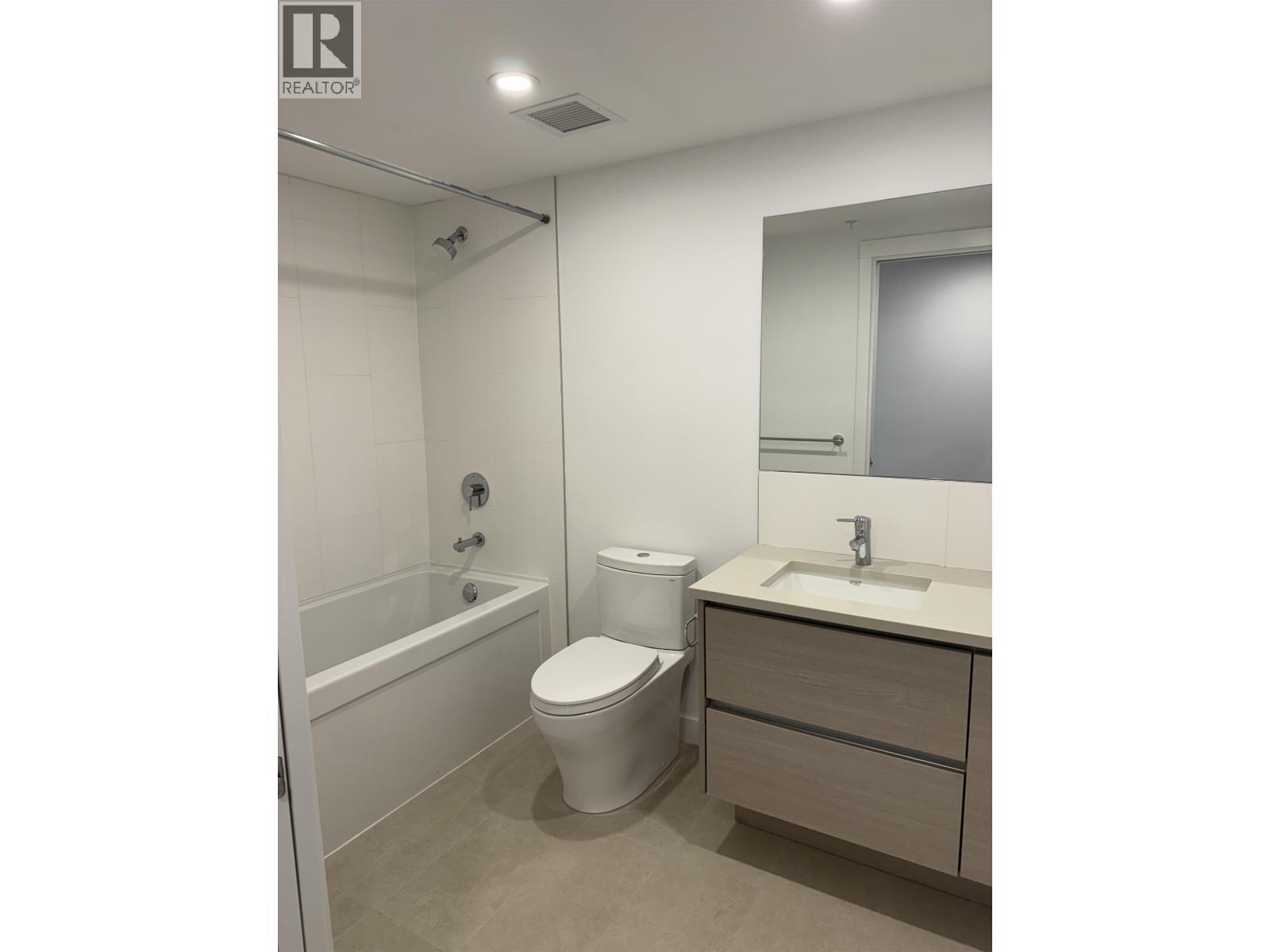 1007 823 Carnarvon Street, New Westminster, BC - Indoor Photo Showing Bathroom