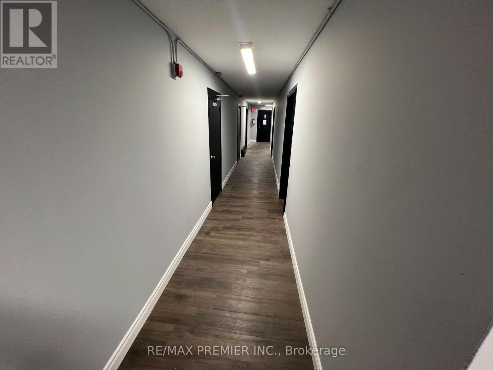 1 - 92 Wolfe Street, Oshawa, ON - Indoor Photo Showing Other Room