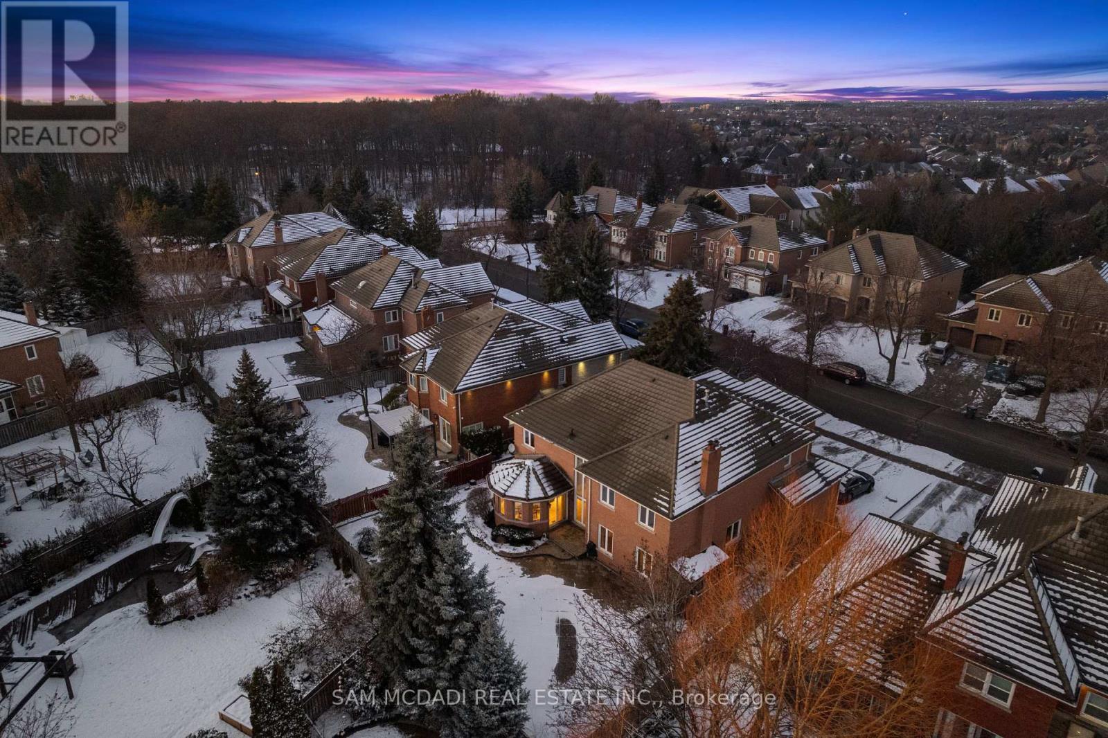 4873 Forest Hill Drive, Mississauga, ON - Outdoor With View