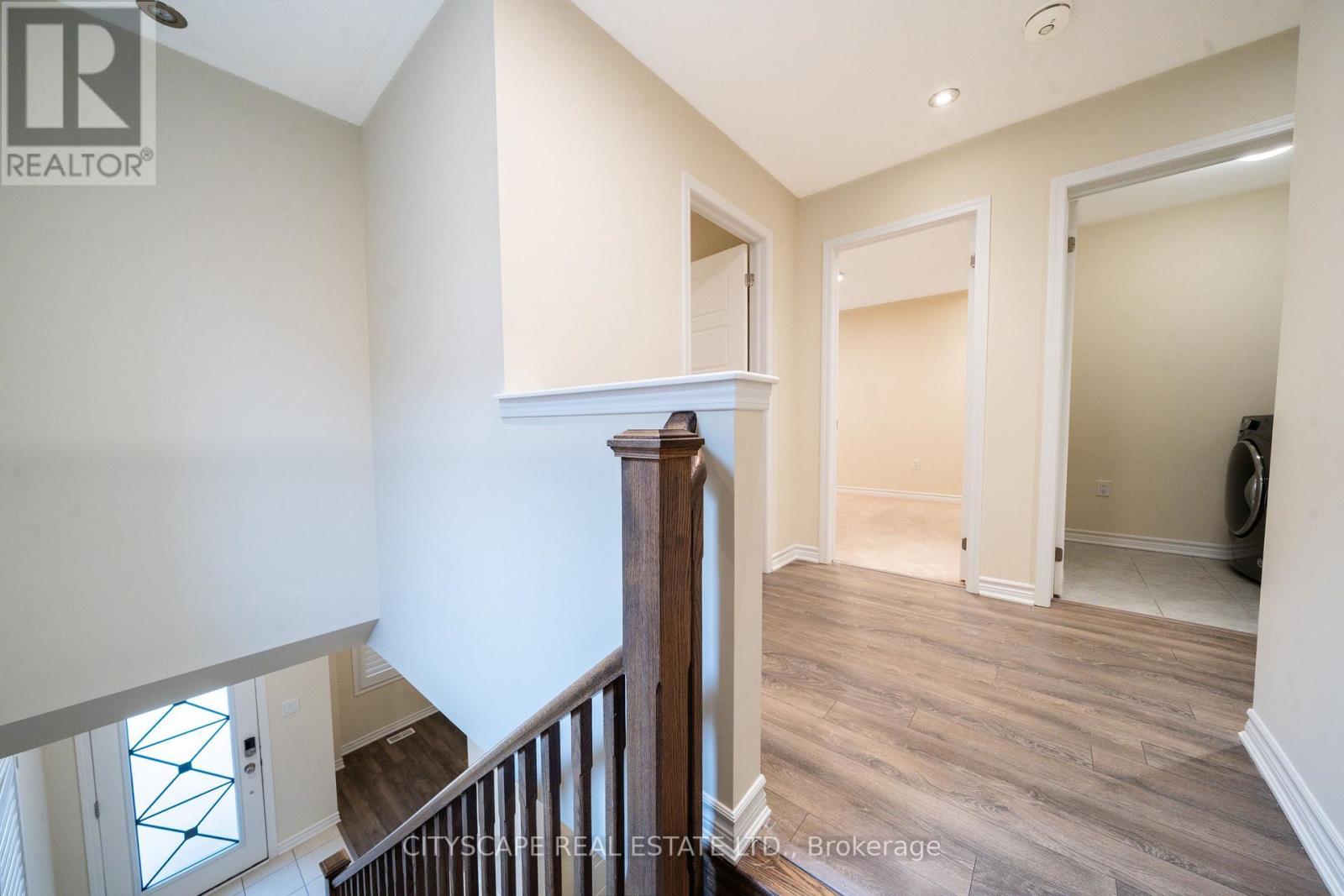 296 Jean Landing, Milton, ON - Indoor Photo Showing Other Room