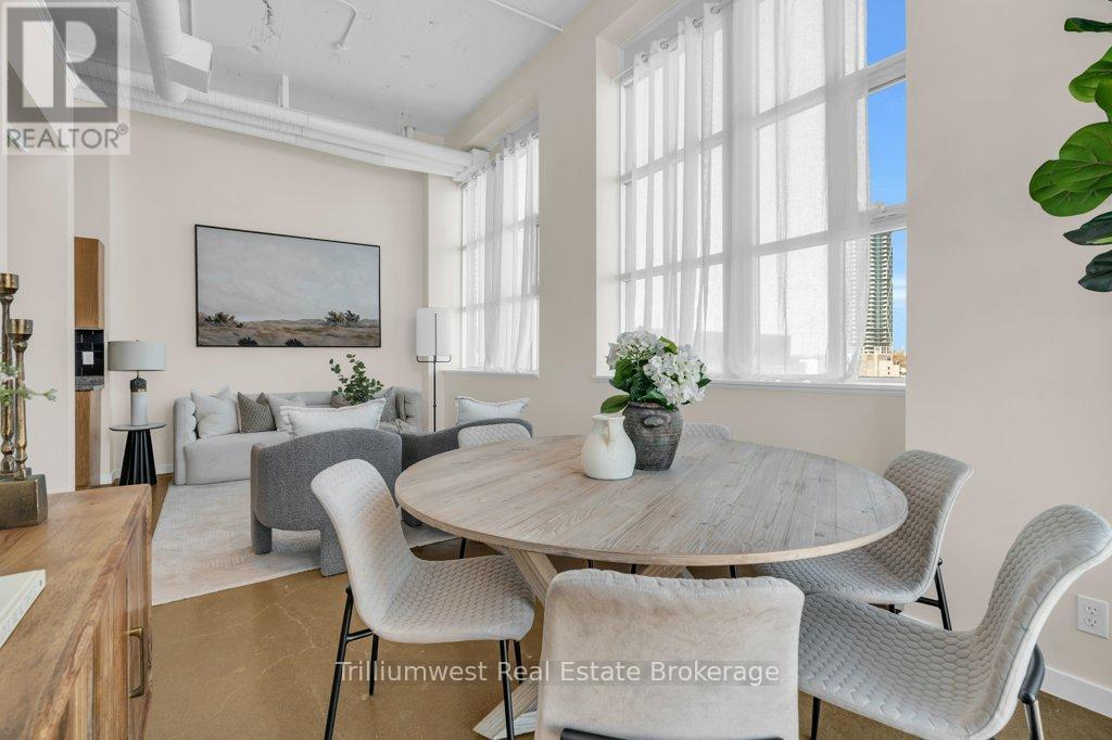 524 - 410 King Street W, Kitchener, ON - Indoor Photo Showing Dining Room