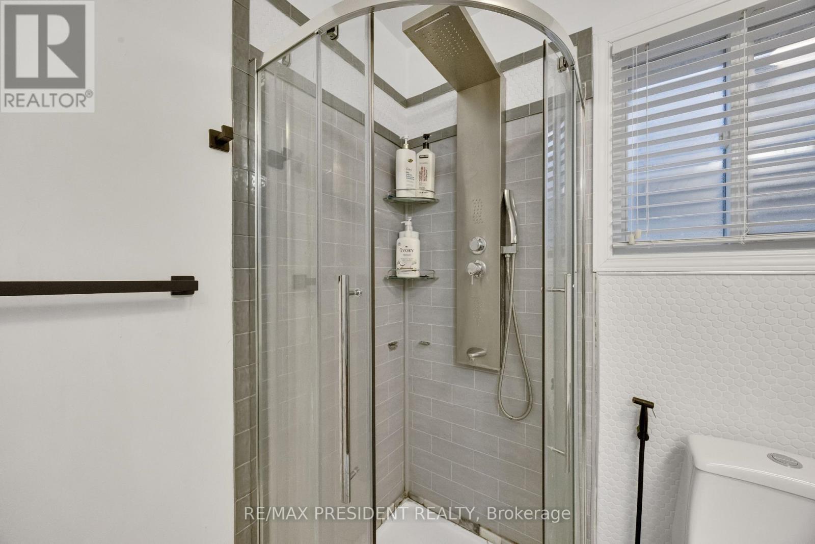 18 - 10 Chalkstone Drive, London South, ON