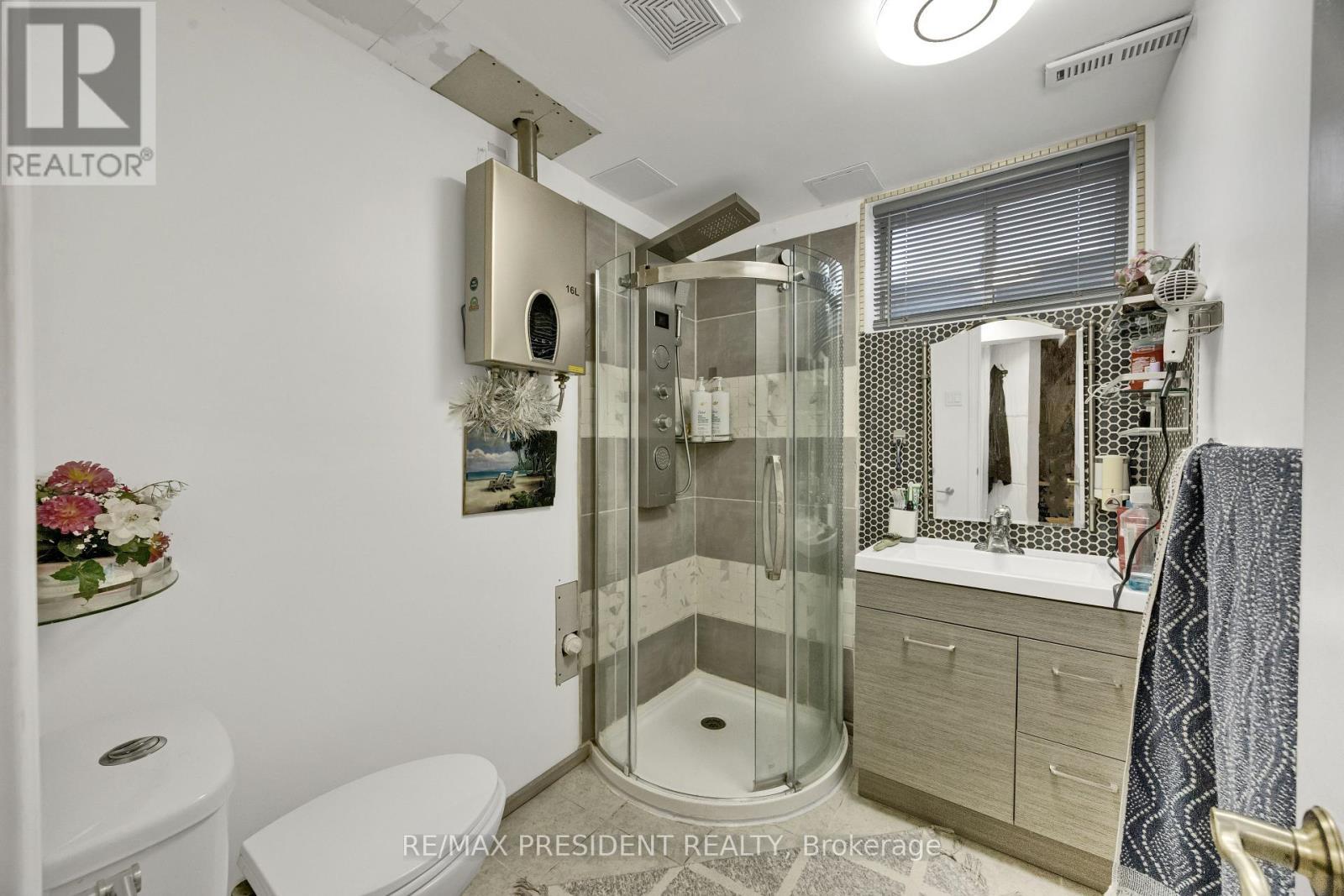 18 - 10 Chalkstone Drive, London South, ON