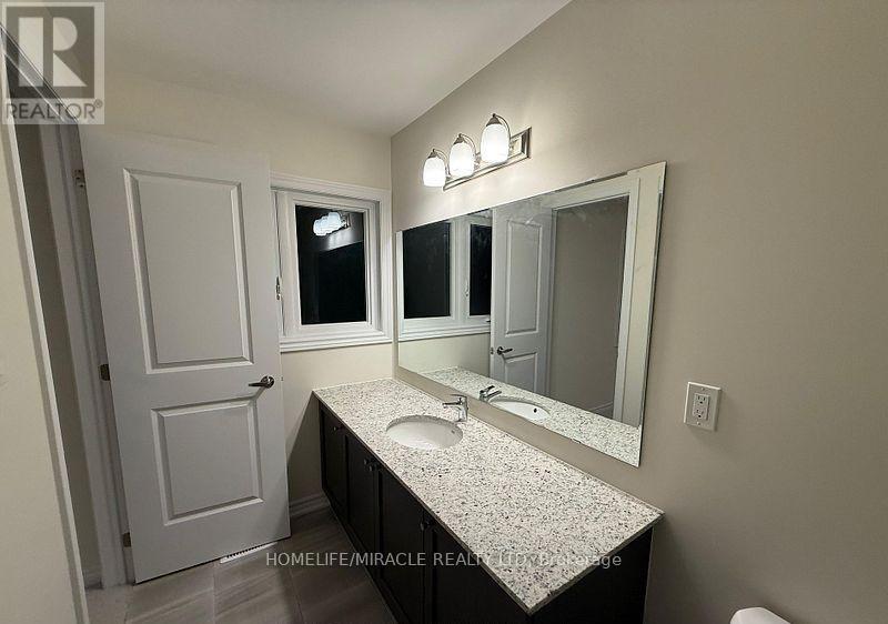 145 Sanders Road, Erin, ON - Indoor Photo Showing Bathroom