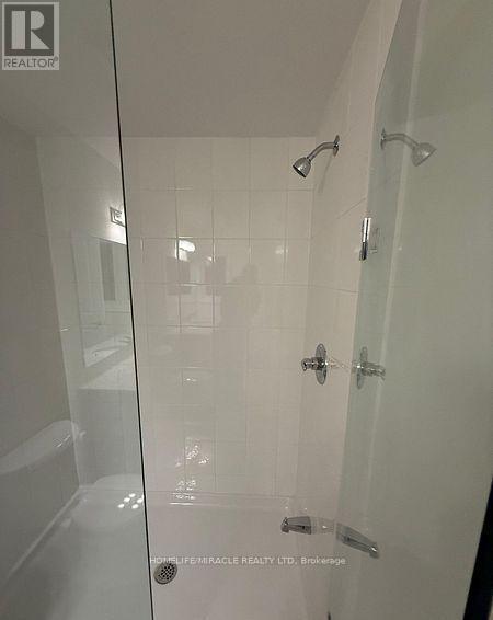 145 Sanders Road, Erin, ON - Indoor Photo Showing Bathroom