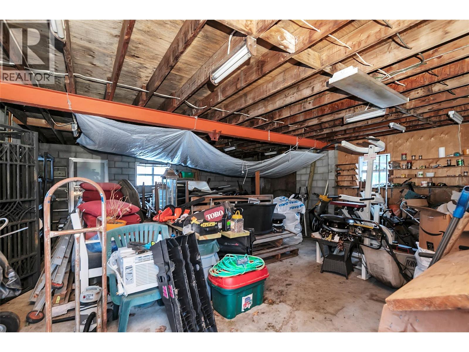 4055 Mcclain Road, Kelowna, BC