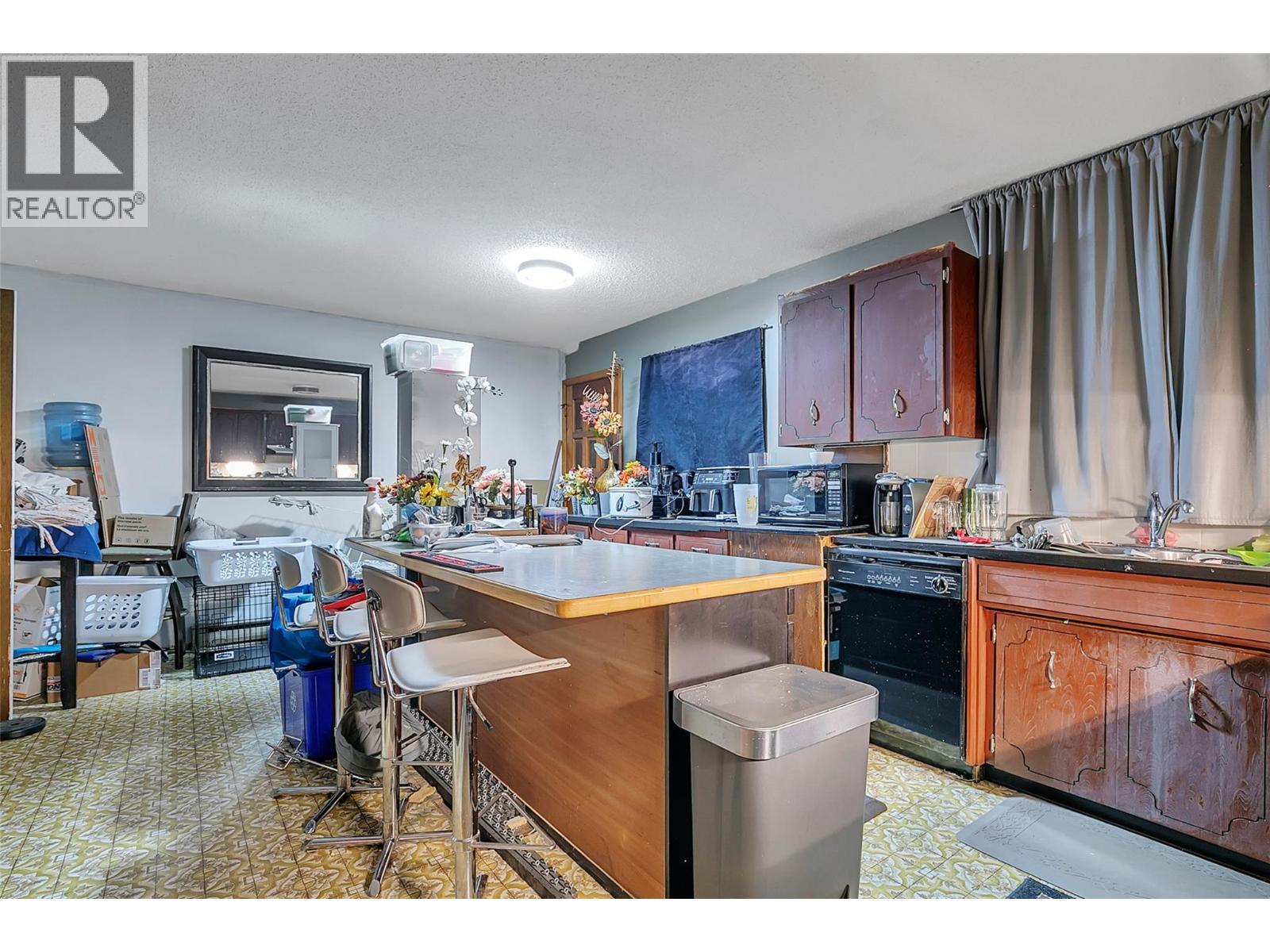 4055 Mcclain Road, Kelowna, BC