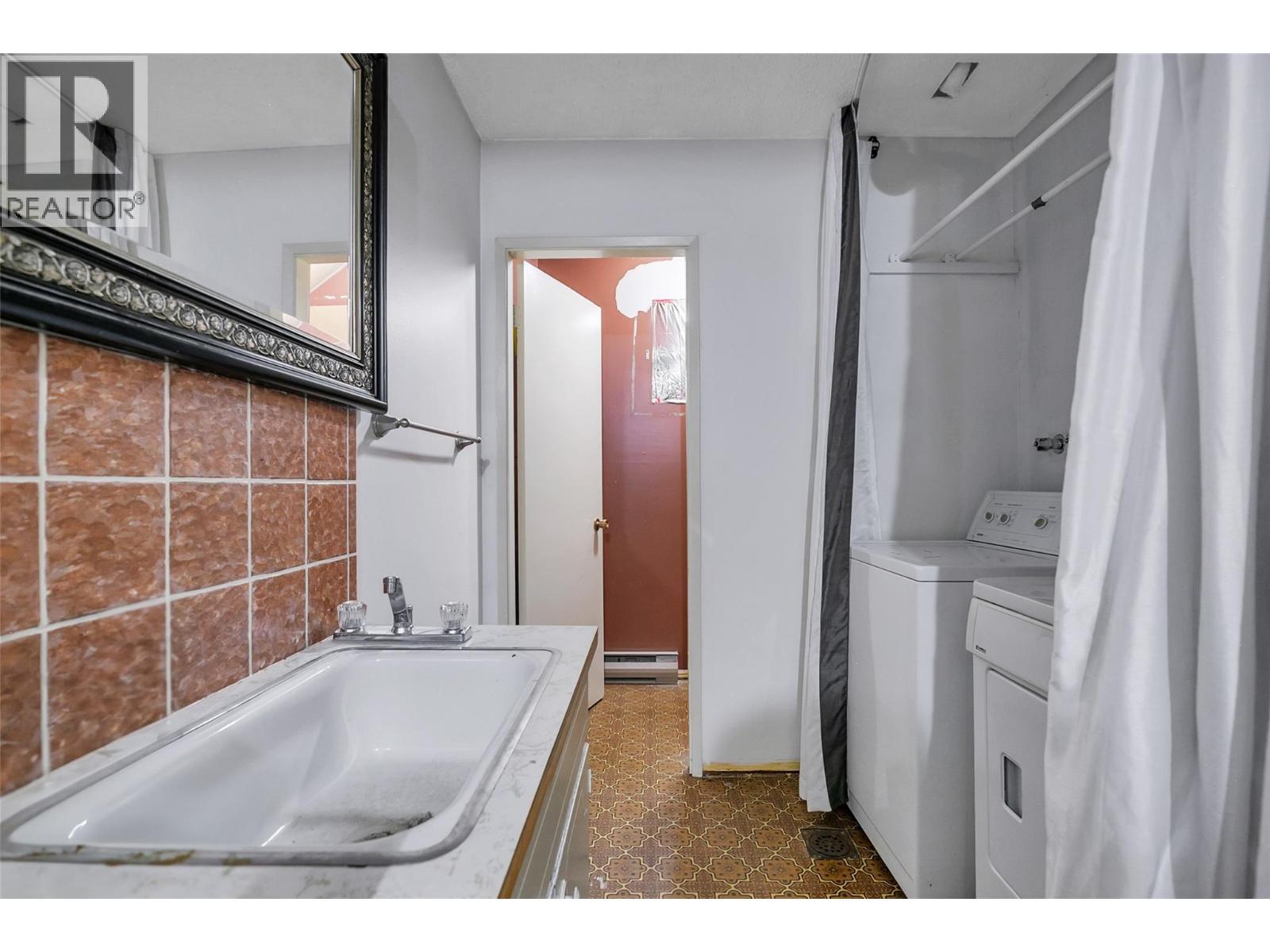 4055 Mcclain Road, Kelowna, BC