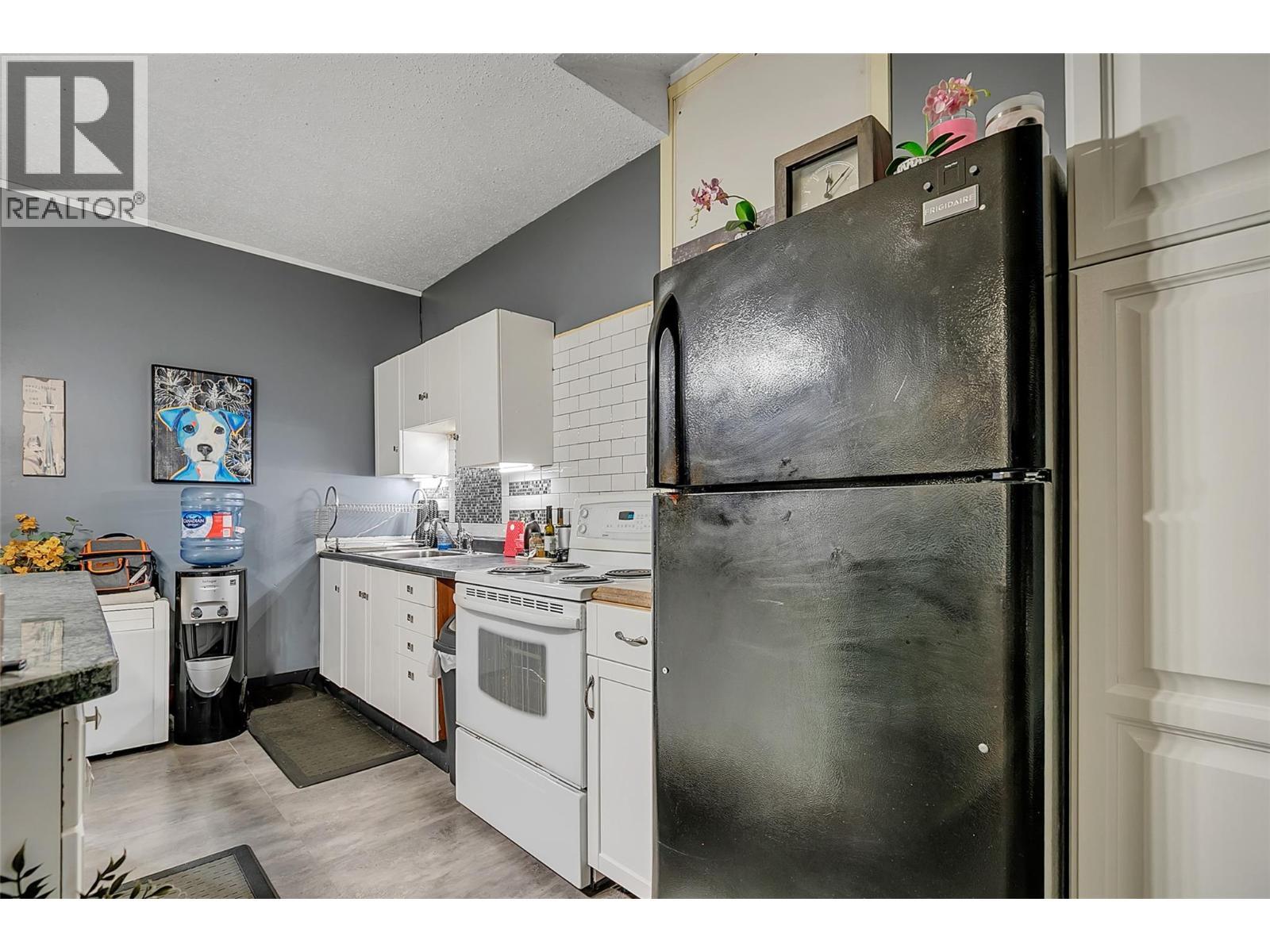 4055 Mcclain Road, Kelowna, BC