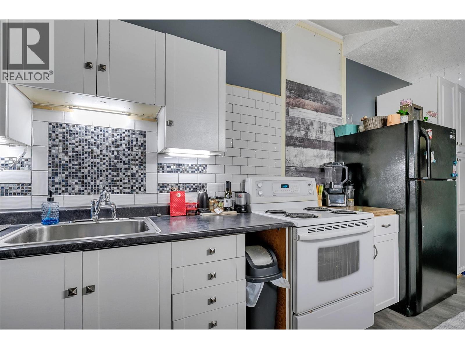 4055 Mcclain Road, Kelowna, BC