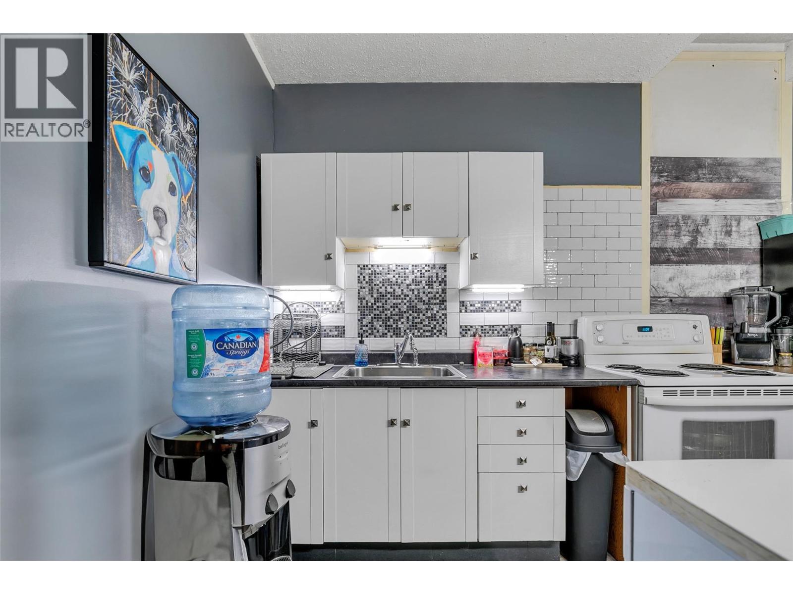 4055 Mcclain Road, Kelowna, BC