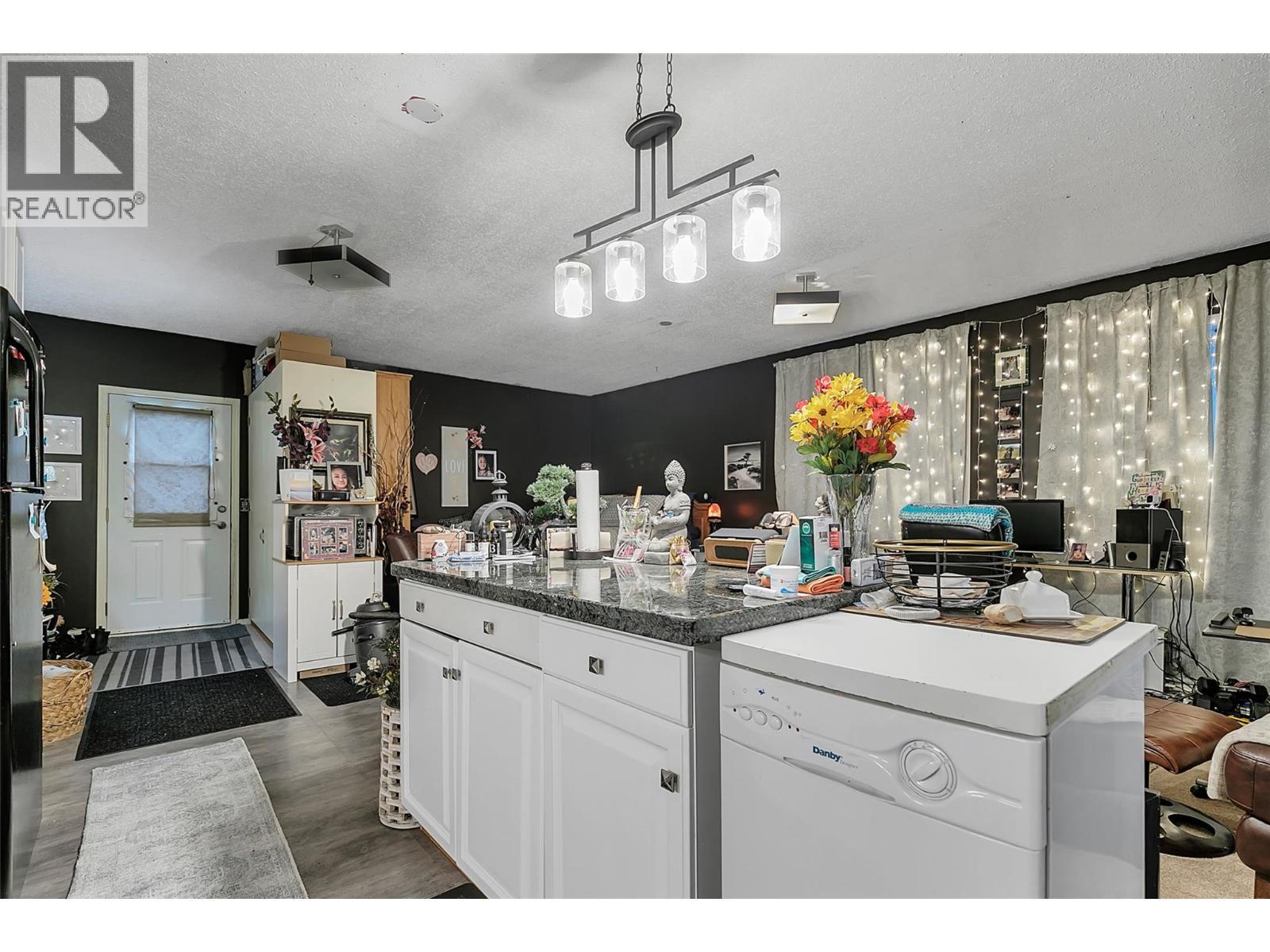 4055 Mcclain Road, Kelowna, BC