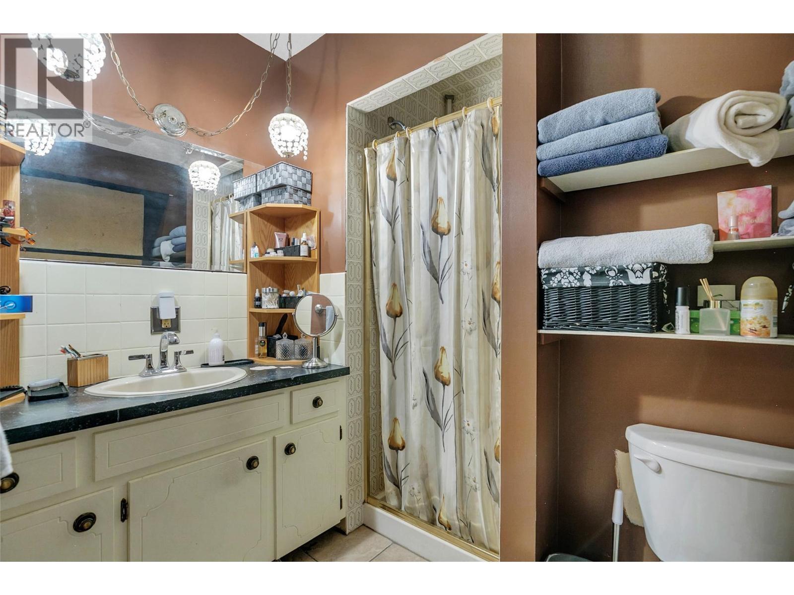 4055 Mcclain Road, Kelowna, BC