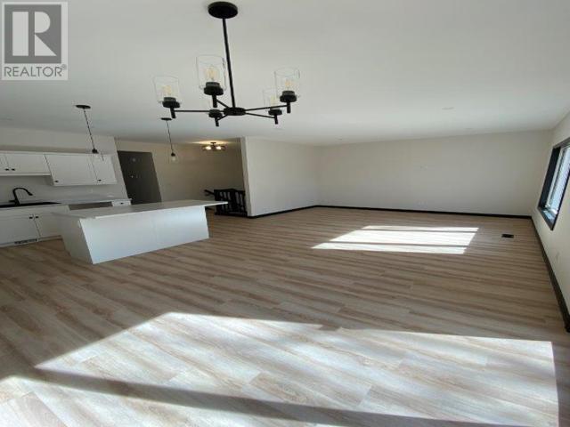 255 East Balfour St, Sault Ste. Marie, ON - Indoor