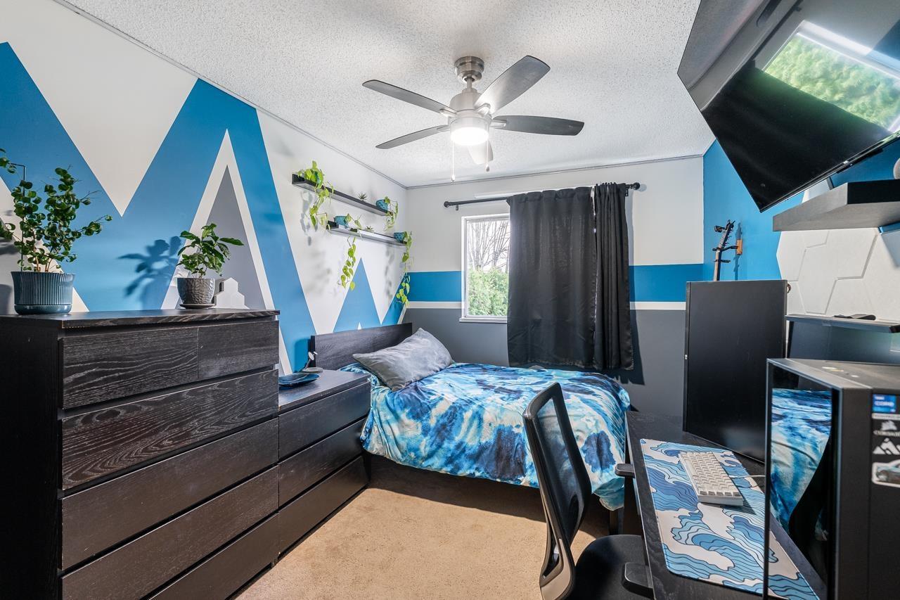 6361 172 Street, Surrey, BC - Indoor Photo Showing Bedroom