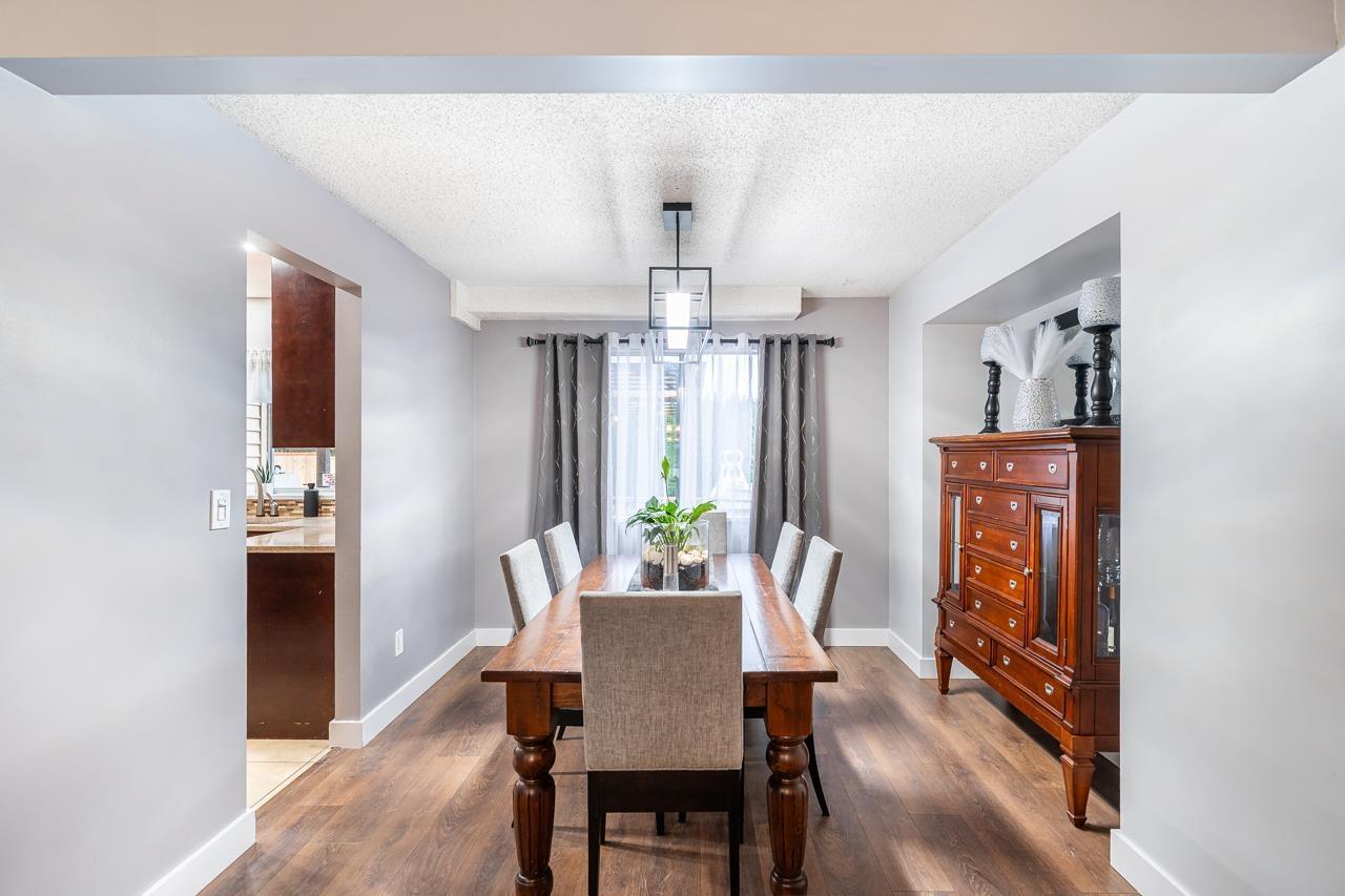 6361 172 Street, Surrey, BC - Indoor Photo Showing Dining Room