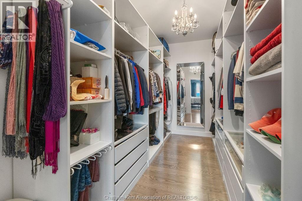 5482 Talbot Trail, Merlin, ON - Indoor With Storage