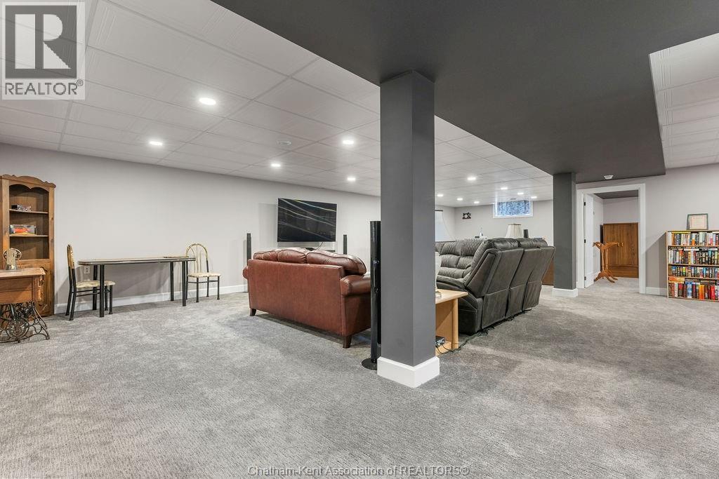 5482 Talbot Trail, Merlin, ON - Indoor Photo Showing Basement