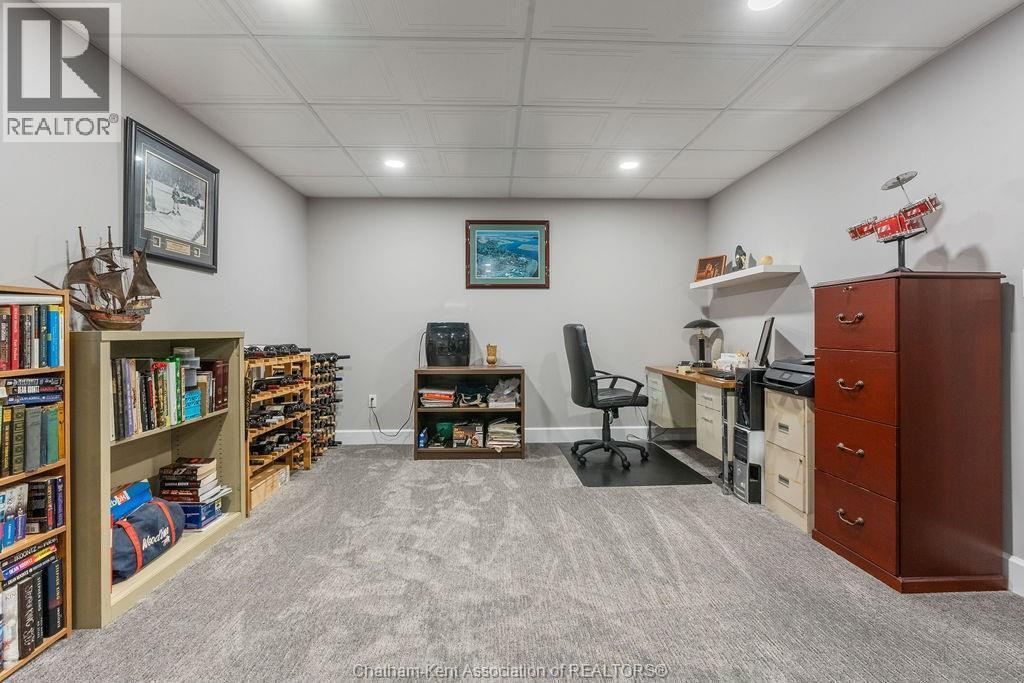 5482 Talbot Trail, Merlin, ON - Indoor