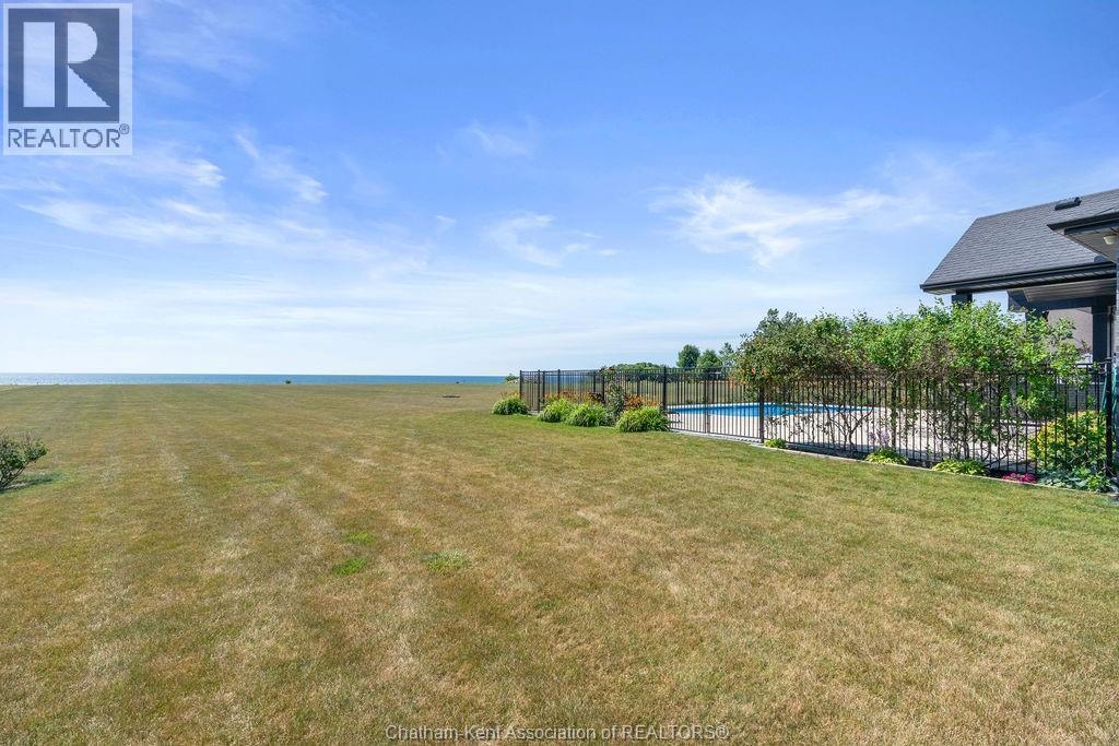 5482 Talbot Trail, Merlin, ON - Outdoor