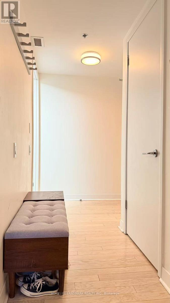 1109 - 375 King Street W, Toronto, ON - Indoor