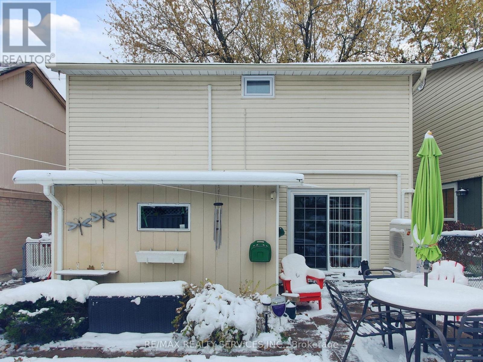 2 Grove Park Square, Brampton, ON - Outdoor With Deck Patio Veranda With Exterior