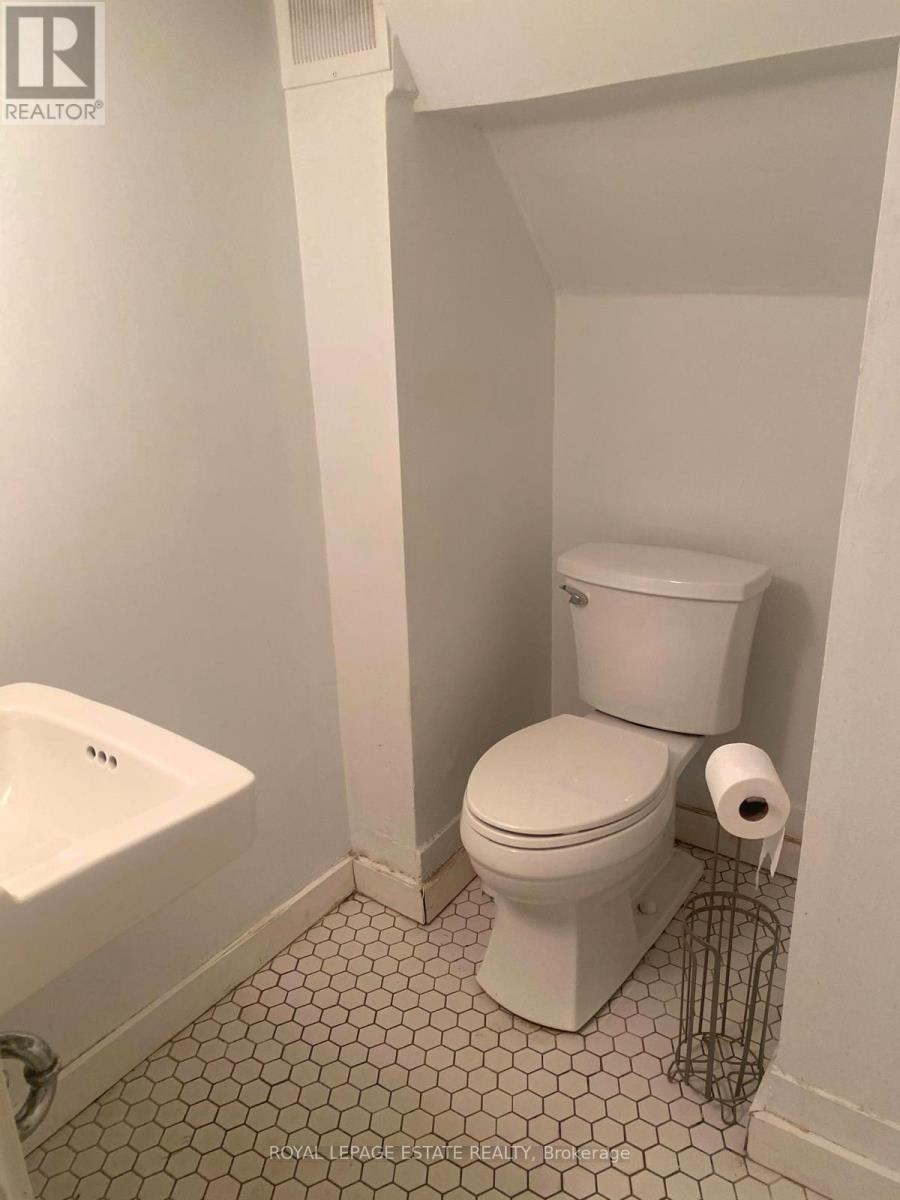 Bsmt - 67 Boustead Avenue, Toronto, ON - Indoor Photo Showing Bathroom