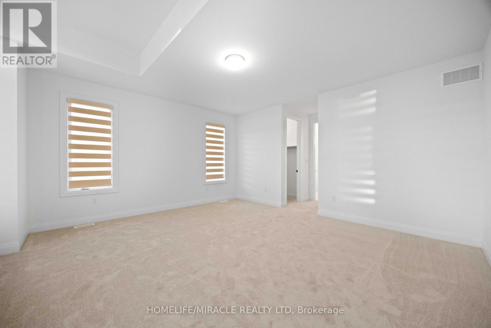 33 Spiritwood Way, Brampton, ON - Indoor Photo Showing Other Room