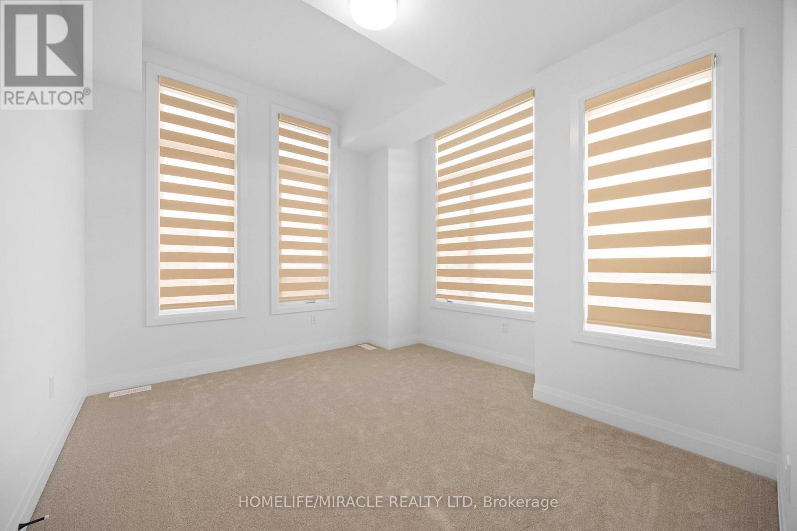 33 Spiritwood Way, Brampton, ON - Indoor Photo Showing Other Room