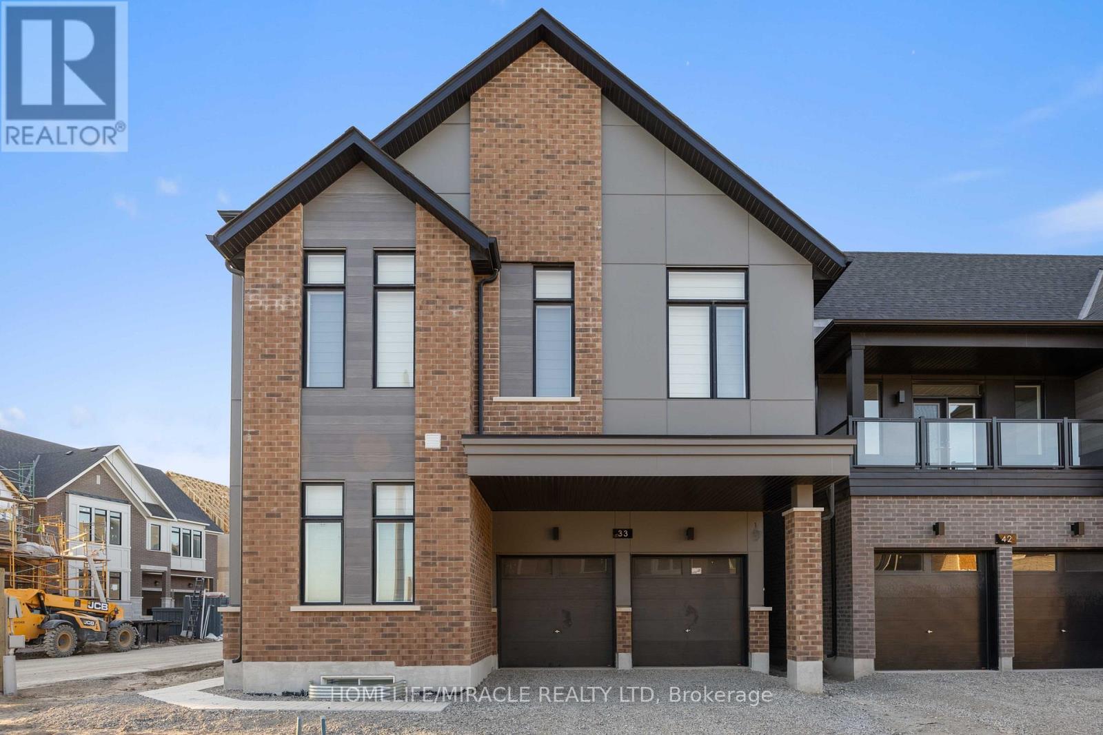 33 Spiritwood Way, Brampton, ON - Outdoor With Facade