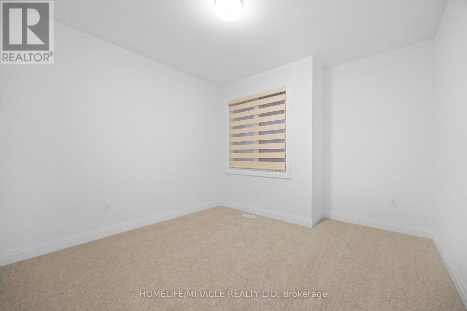 33 Spiritwood Way, Brampton, ON - Indoor Photo Showing Other Room