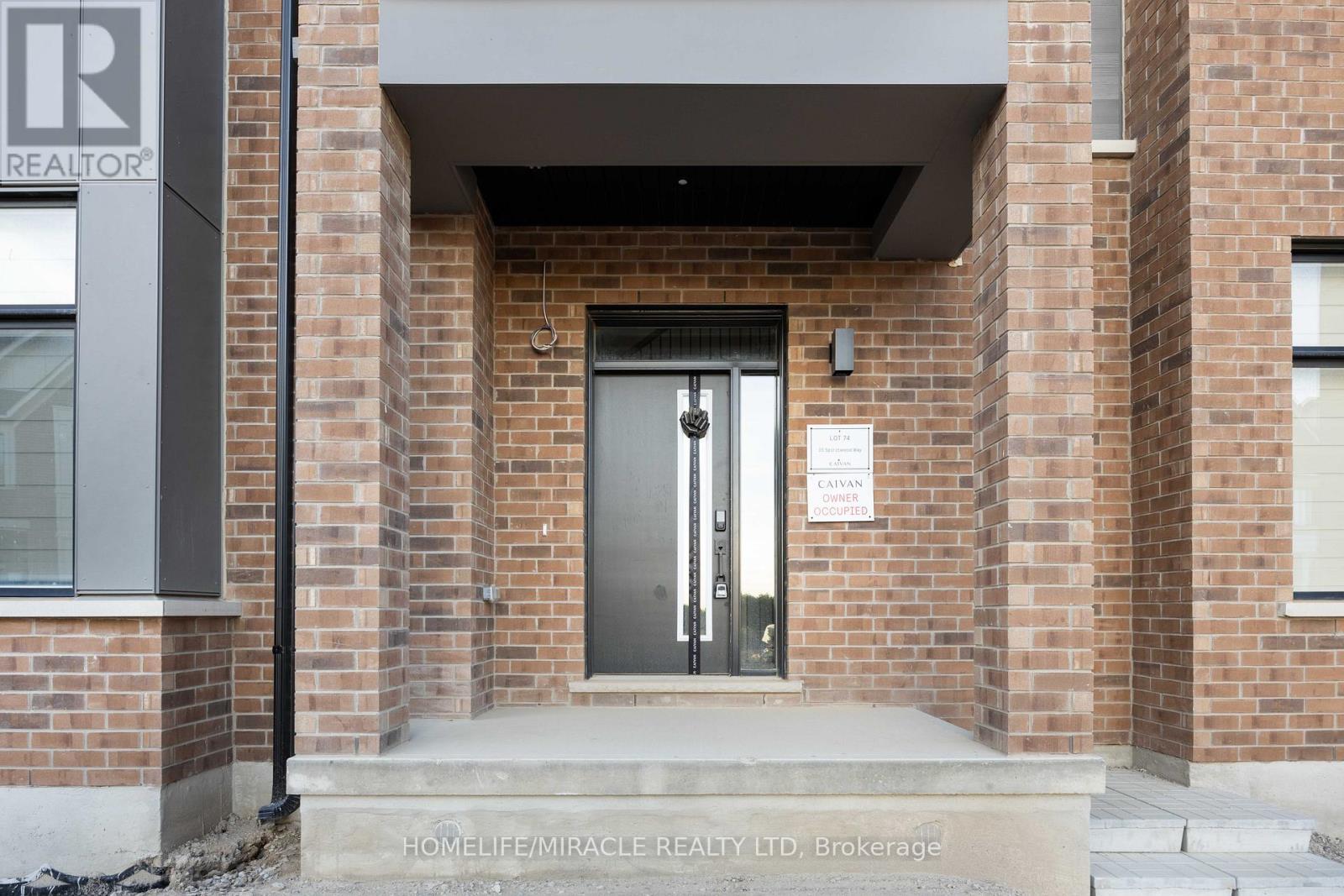 33 Spiritwood Way, Brampton, ON - Outdoor With Exterior