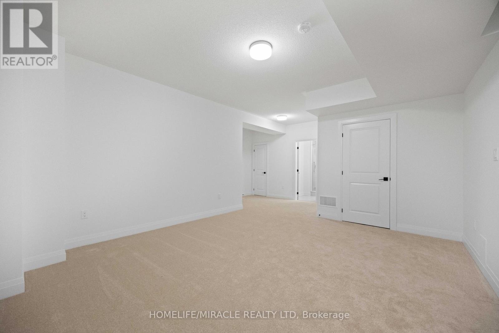33 Spiritwood Way, Brampton, ON - Indoor Photo Showing Other Room