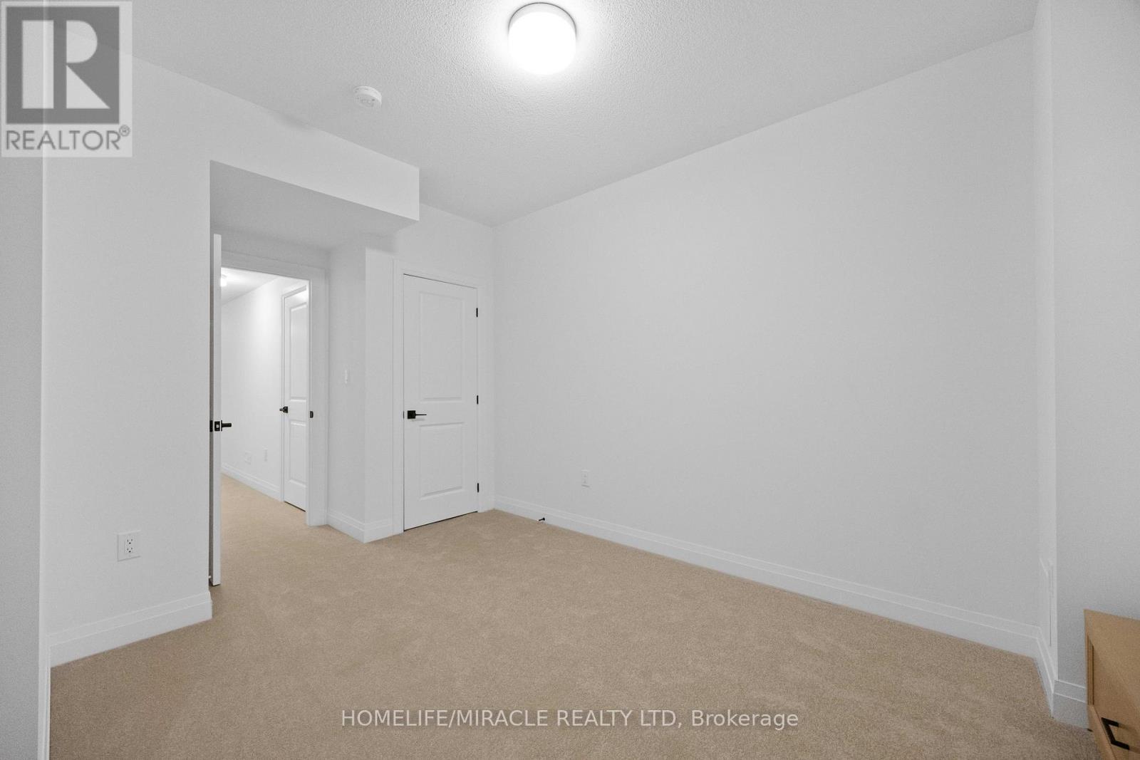 33 Spiritwood Way, Brampton, ON - Indoor Photo Showing Other Room