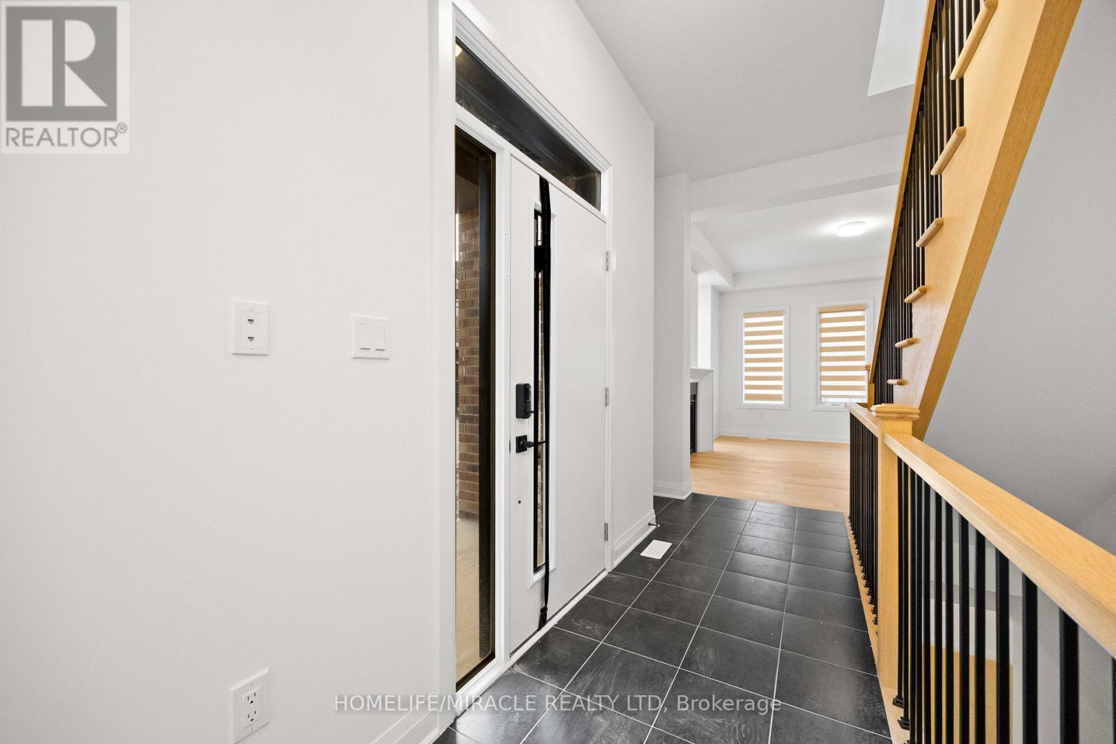 33 Spiritwood Way, Brampton, ON - Indoor Photo Showing Other Room