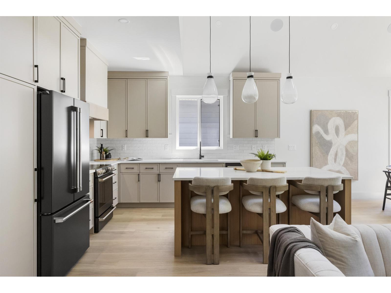 23128 96 Avenue, Langley, BC - Indoor