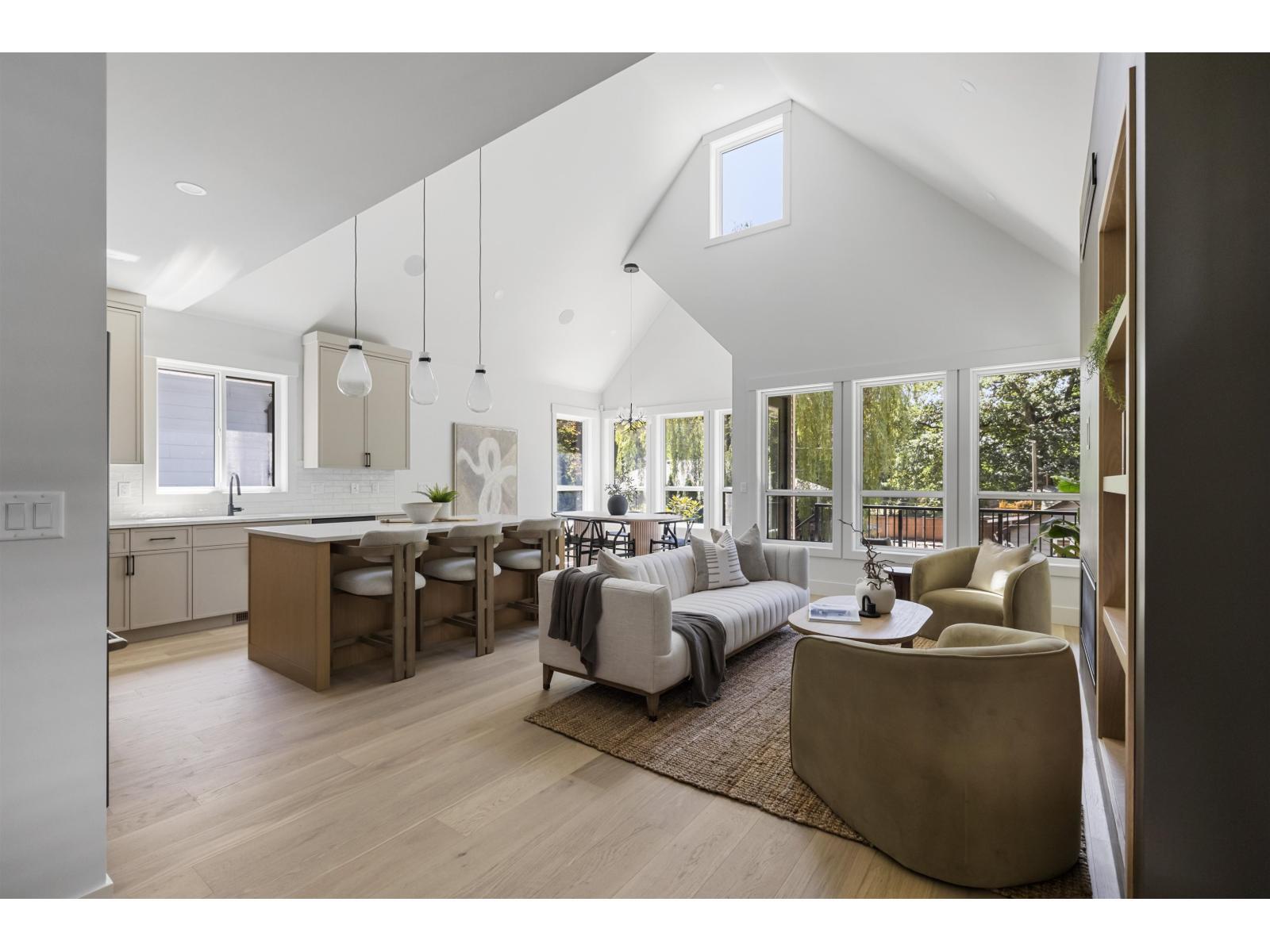 23128 96 Avenue, Langley, BC - Indoor