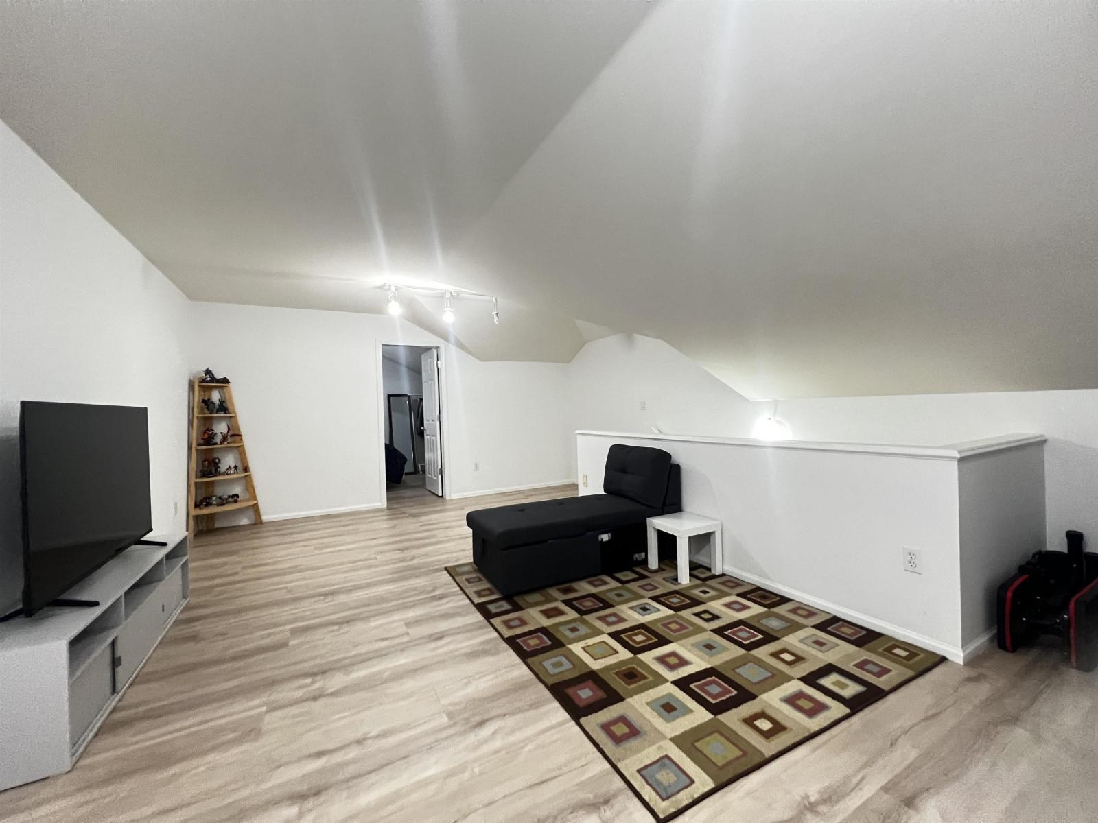 75 12110 75A Avenue, Surrey, BC - Indoor