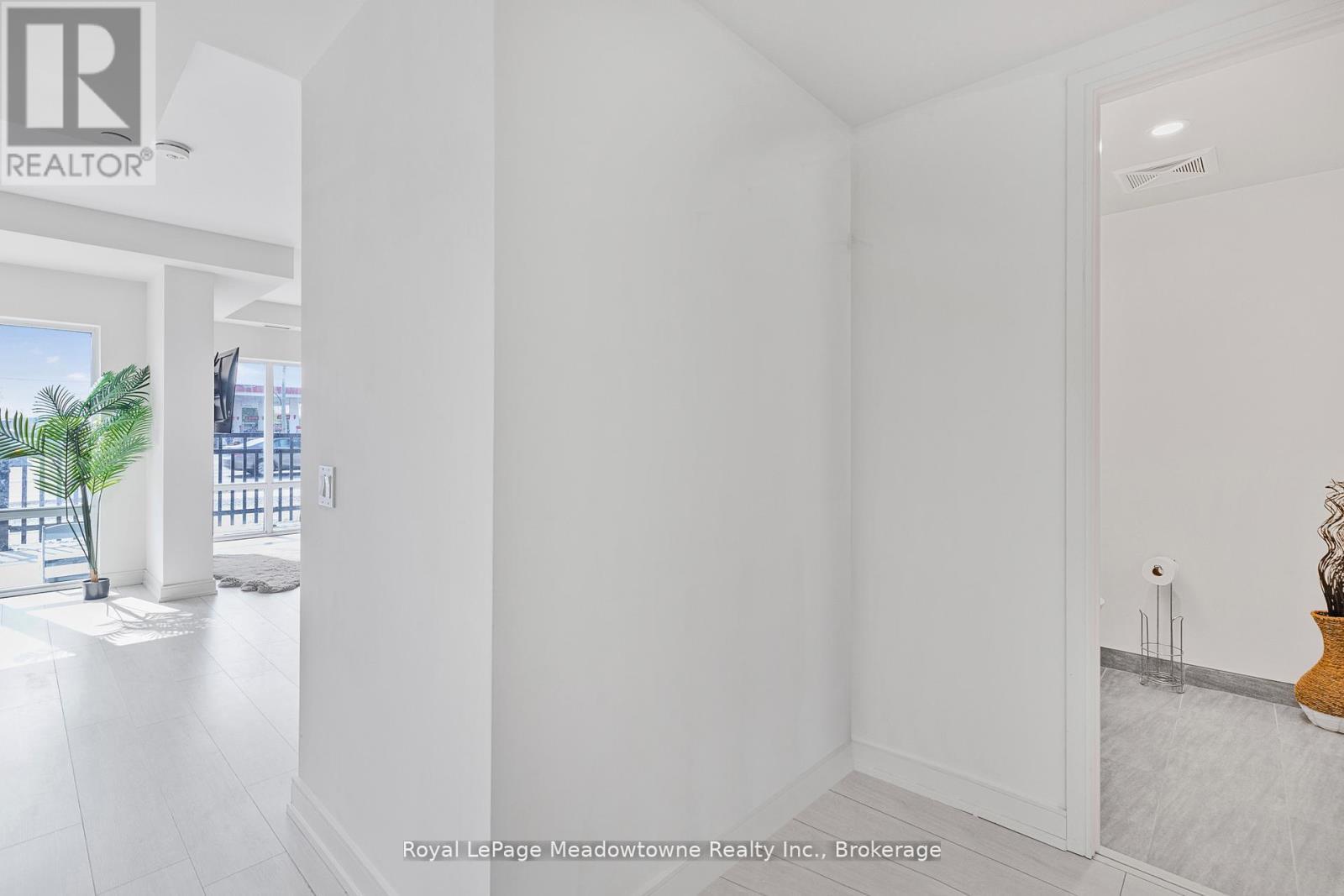 Th 107 - 8010 Derry Road, Milton (Co Coates), ON - Indoor Photo Showing Other Room