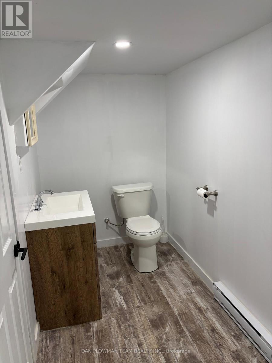121 Dorset Street E, Port Hope, ON - Indoor Photo Showing Bathroom