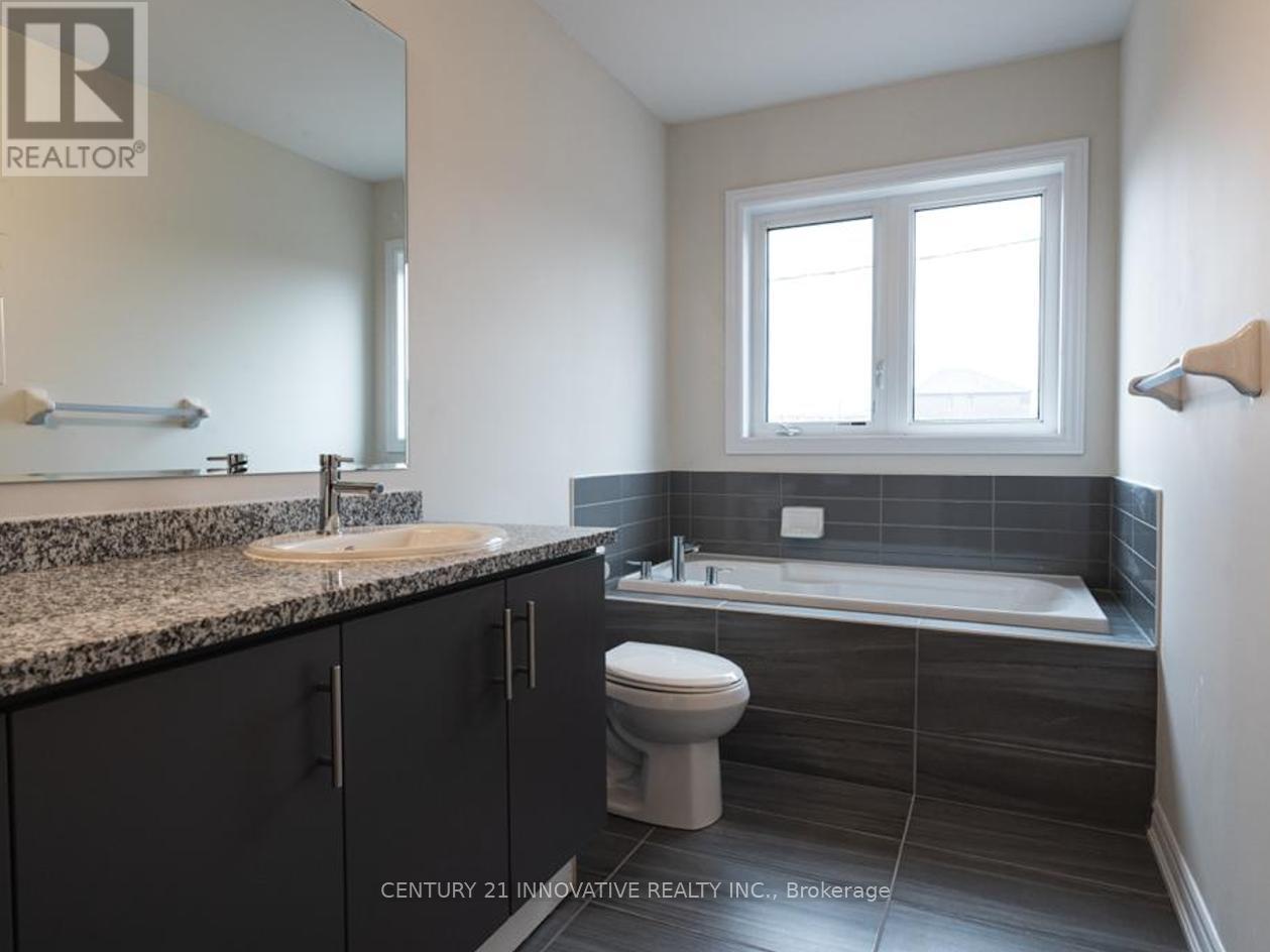 17 Gilham Way, Brant, ON - Indoor Photo Showing Bathroom