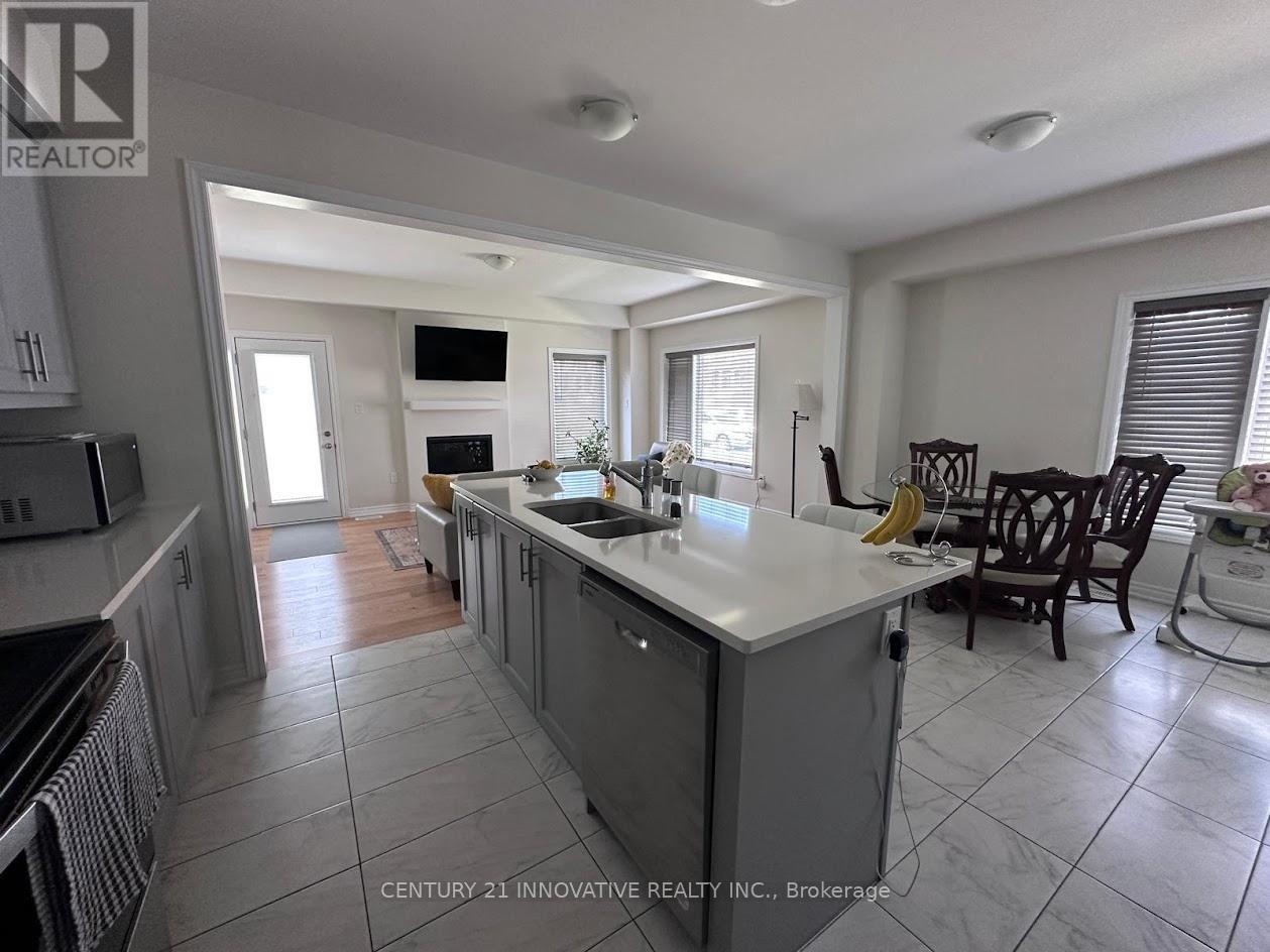 17 Gilham Way, Brant, ON - Indoor Photo Showing Kitchen With Double Sink