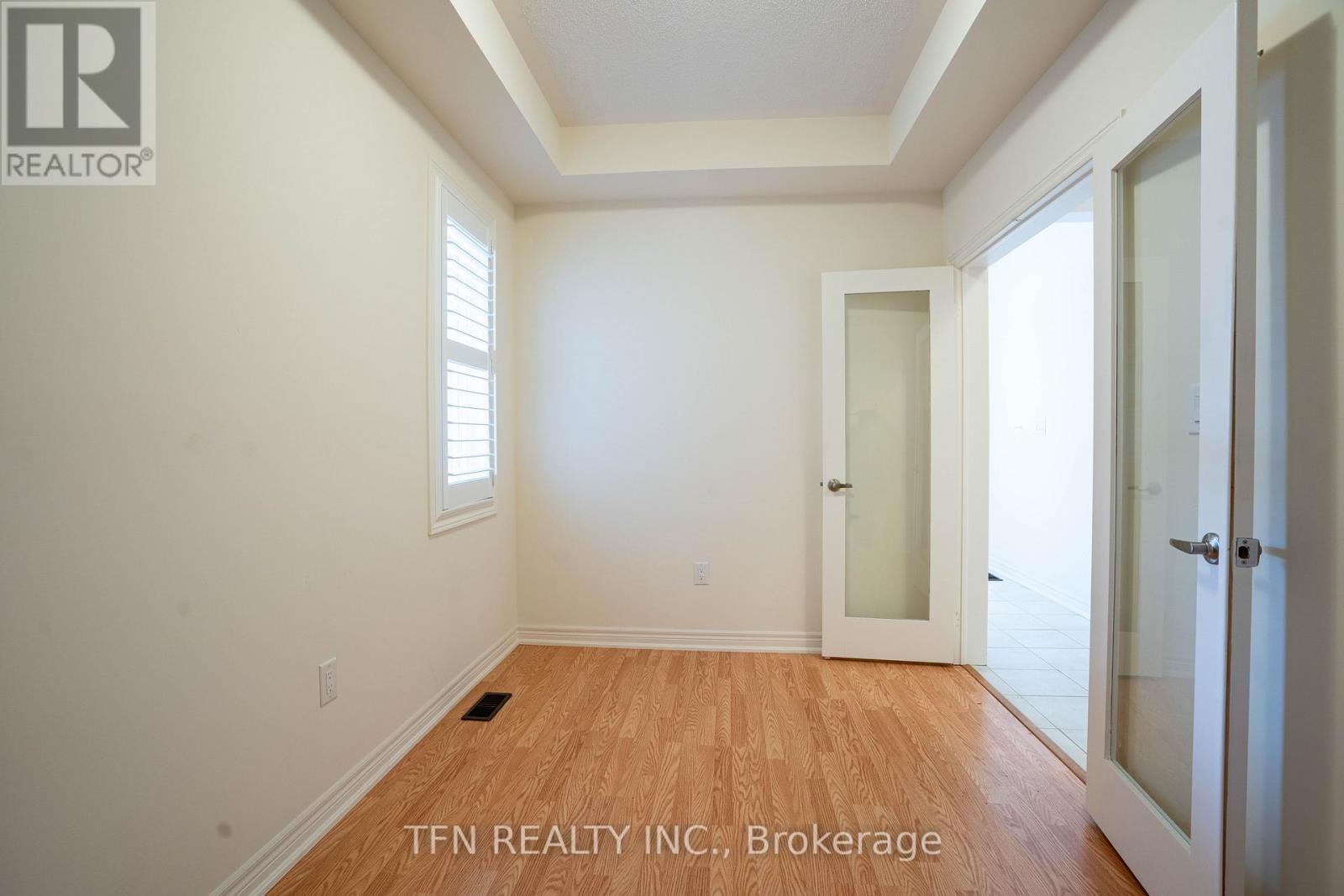 42 Ebenezer Drive, Hamilton, ON - Indoor Photo Showing Other Room