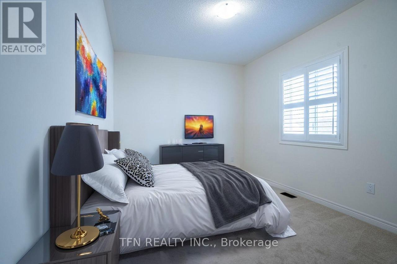 42 Ebenezer Drive, Hamilton, ON - Indoor Photo Showing Bedroom