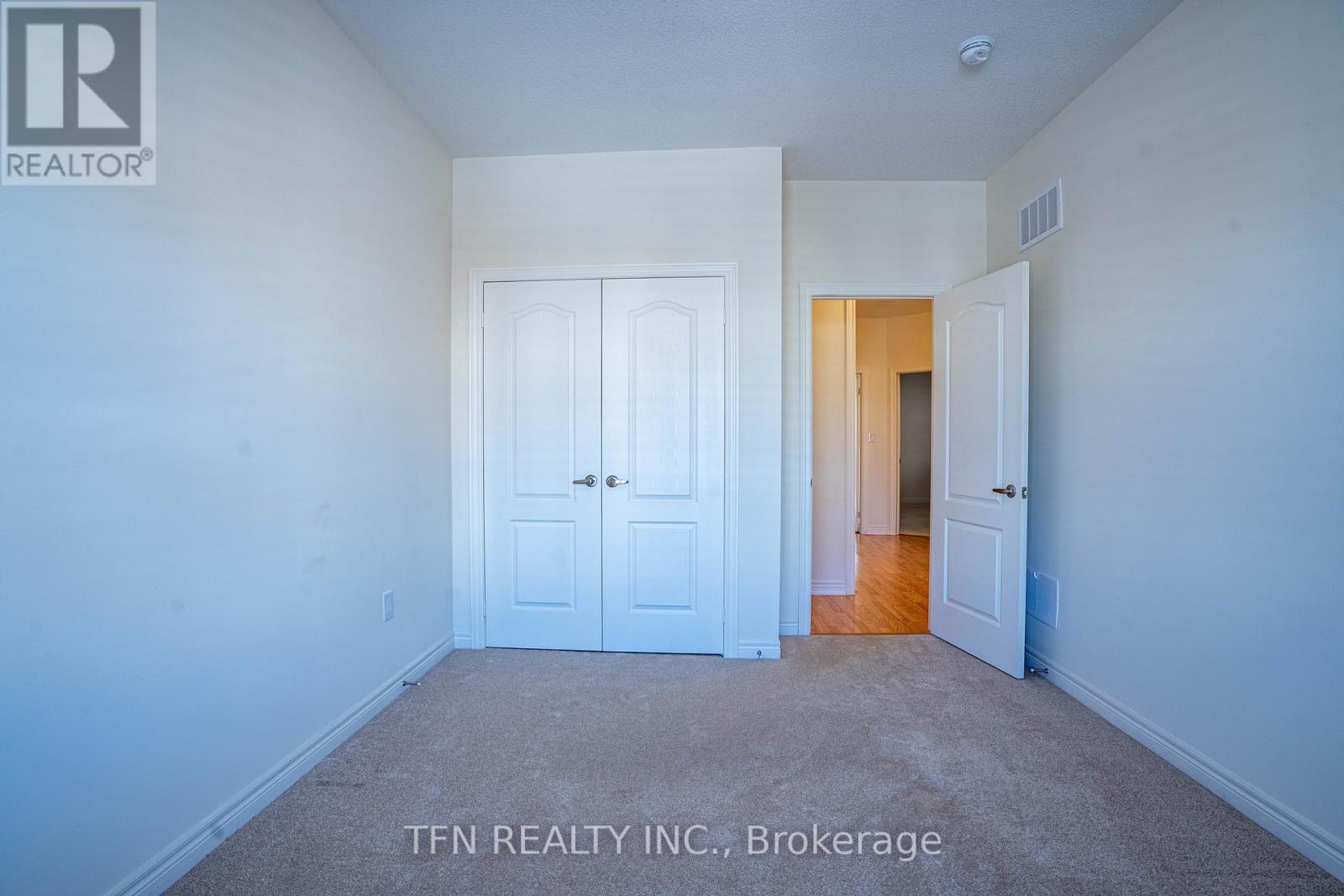 42 Ebenezer Drive, Hamilton, ON - Indoor Photo Showing Other Room