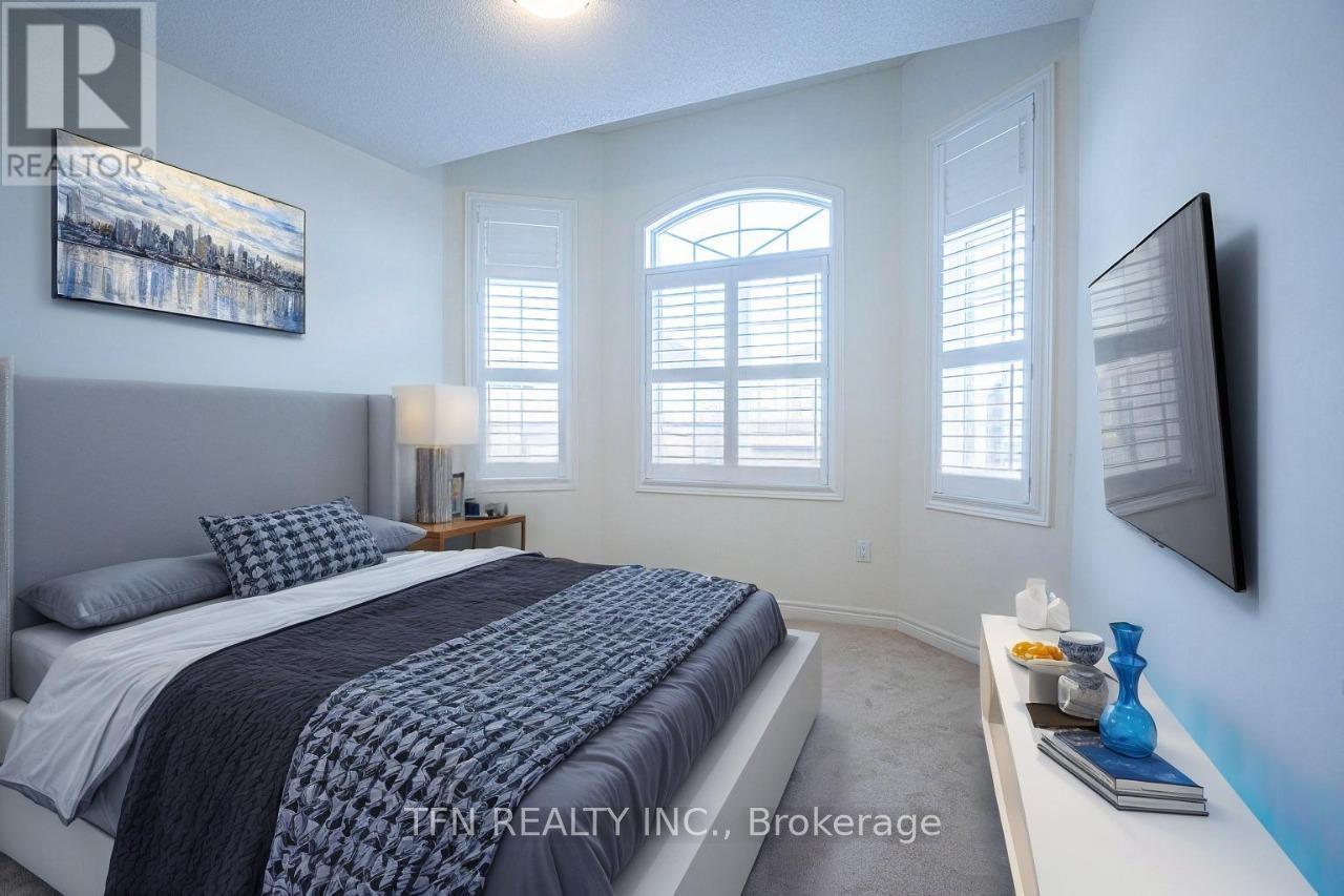 42 Ebenezer Drive, Hamilton, ON - Indoor Photo Showing Bedroom