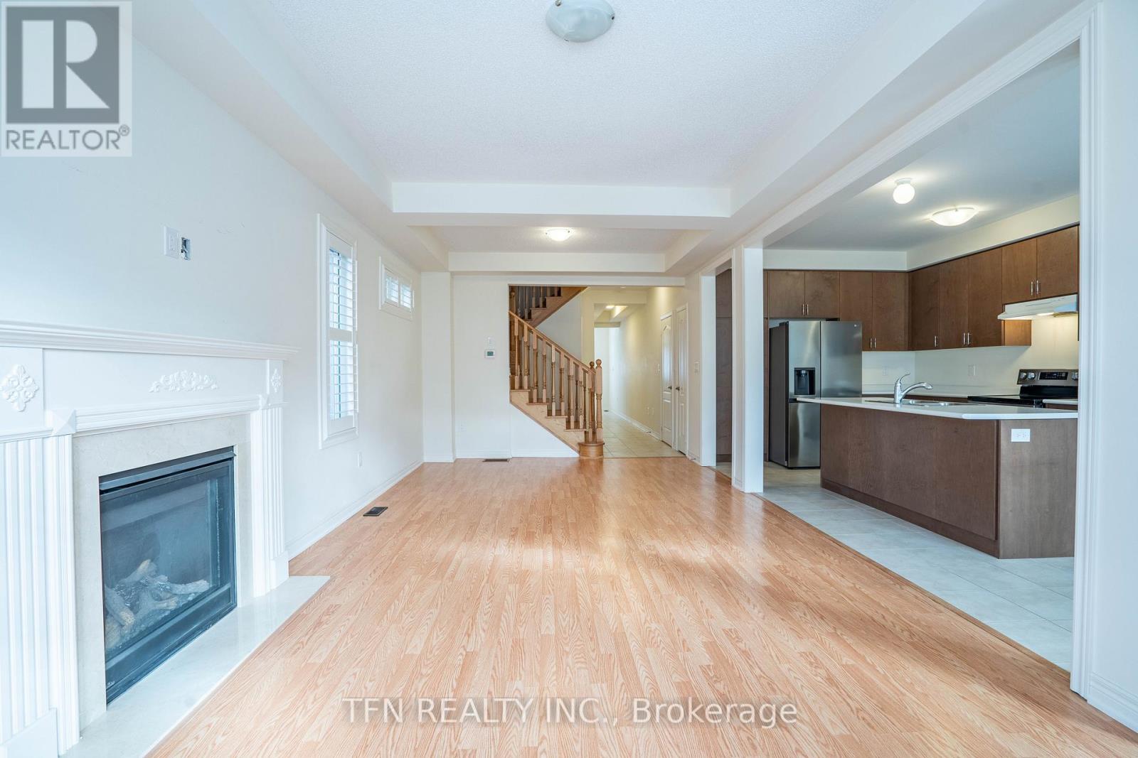 42 Ebenezer Drive, Hamilton, ON - Indoor With Fireplace